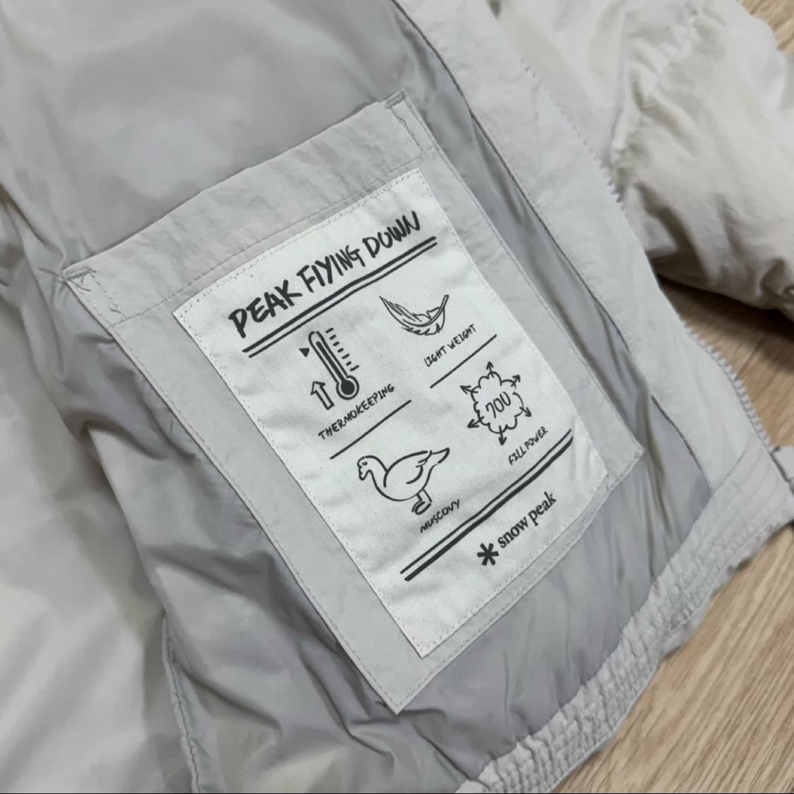 스노우피크 여성 경량 다운 패딩 베이지 85 상품이미지5