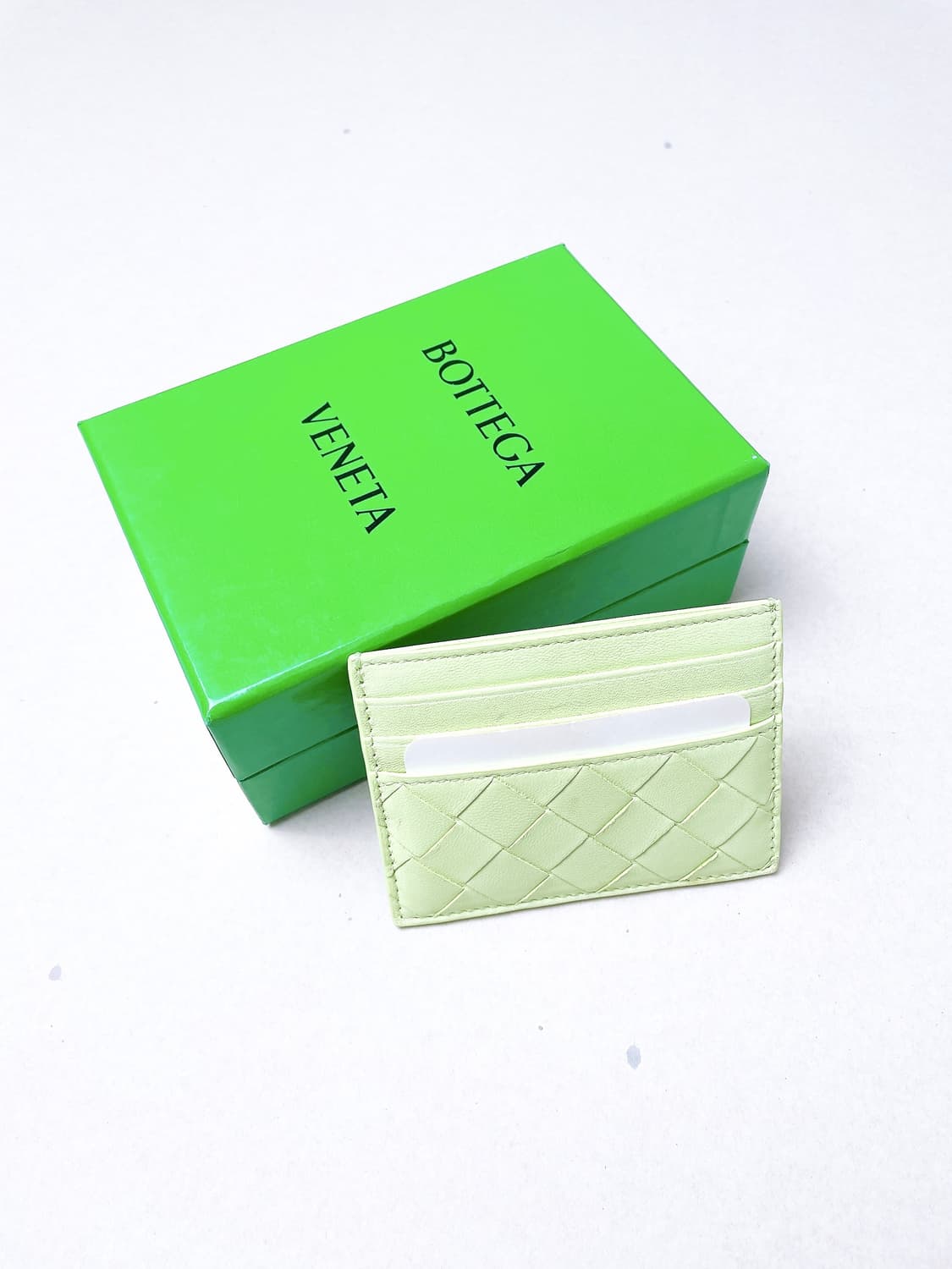 (정품/새상품) 보테가베네타 허브 컬러 인트레치아토 카드지갑 상품이미지1