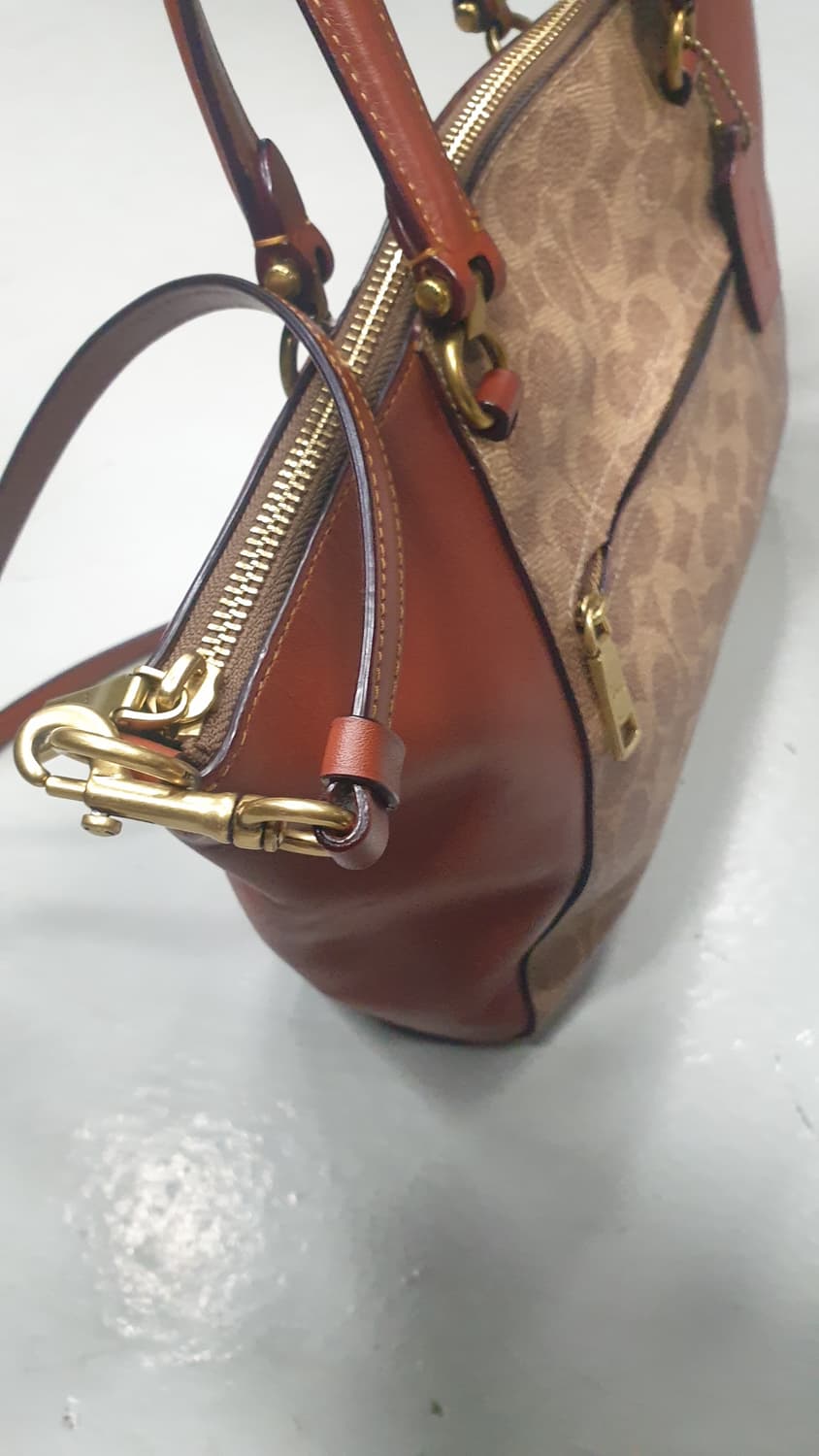 코치 시그니처 투웨이백 브라운 상품이미지7