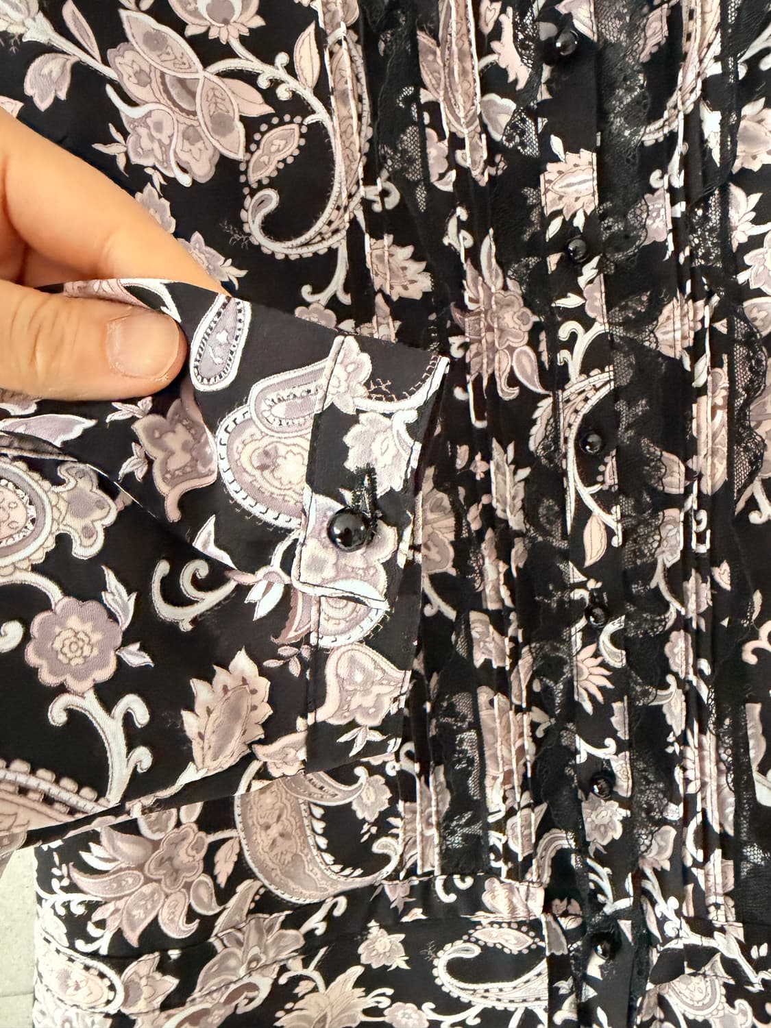 페이즐리 블랙 레이스 블라우스 긴팔 상품이미지2