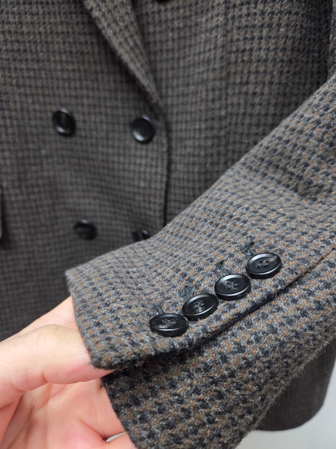 에셀리아 하운드투스체크 더블 코트 상품이미지4