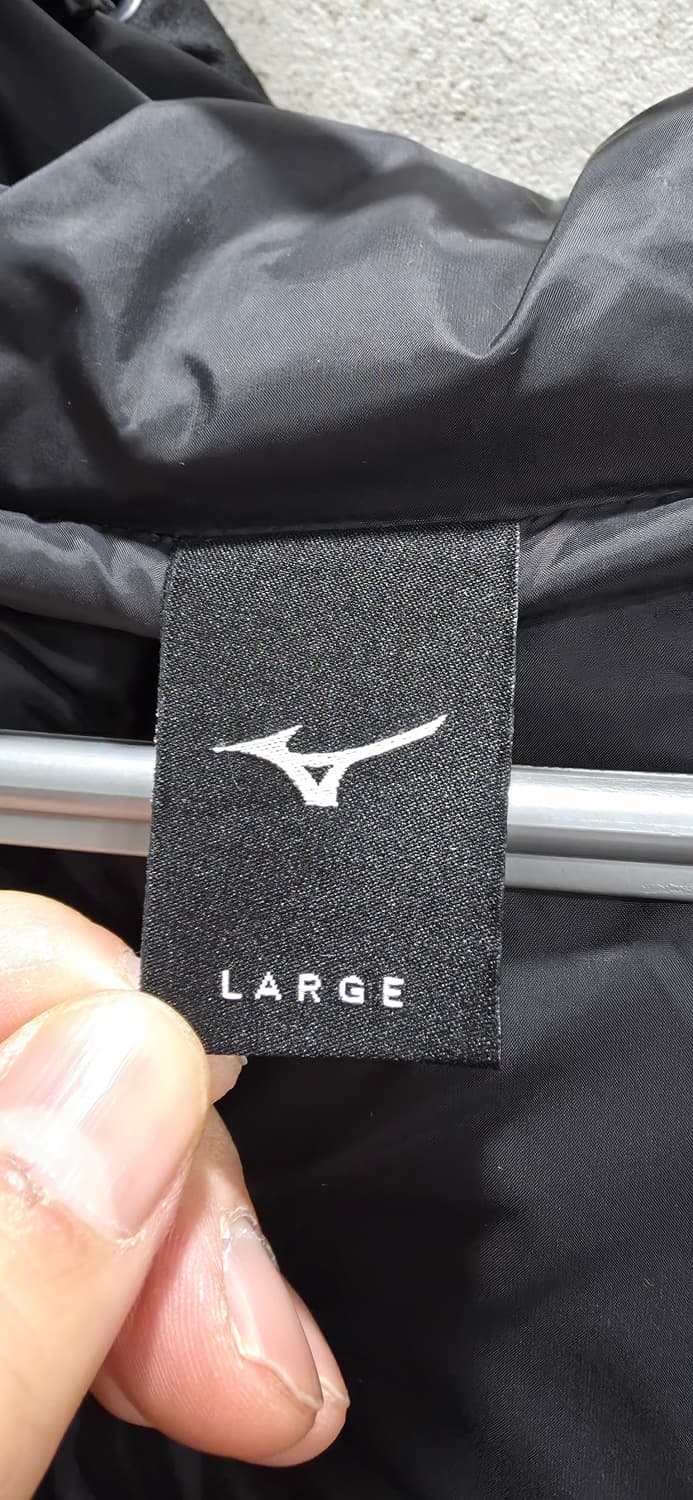 미즈노 아노락 패딩

사이즈 상품이미지8