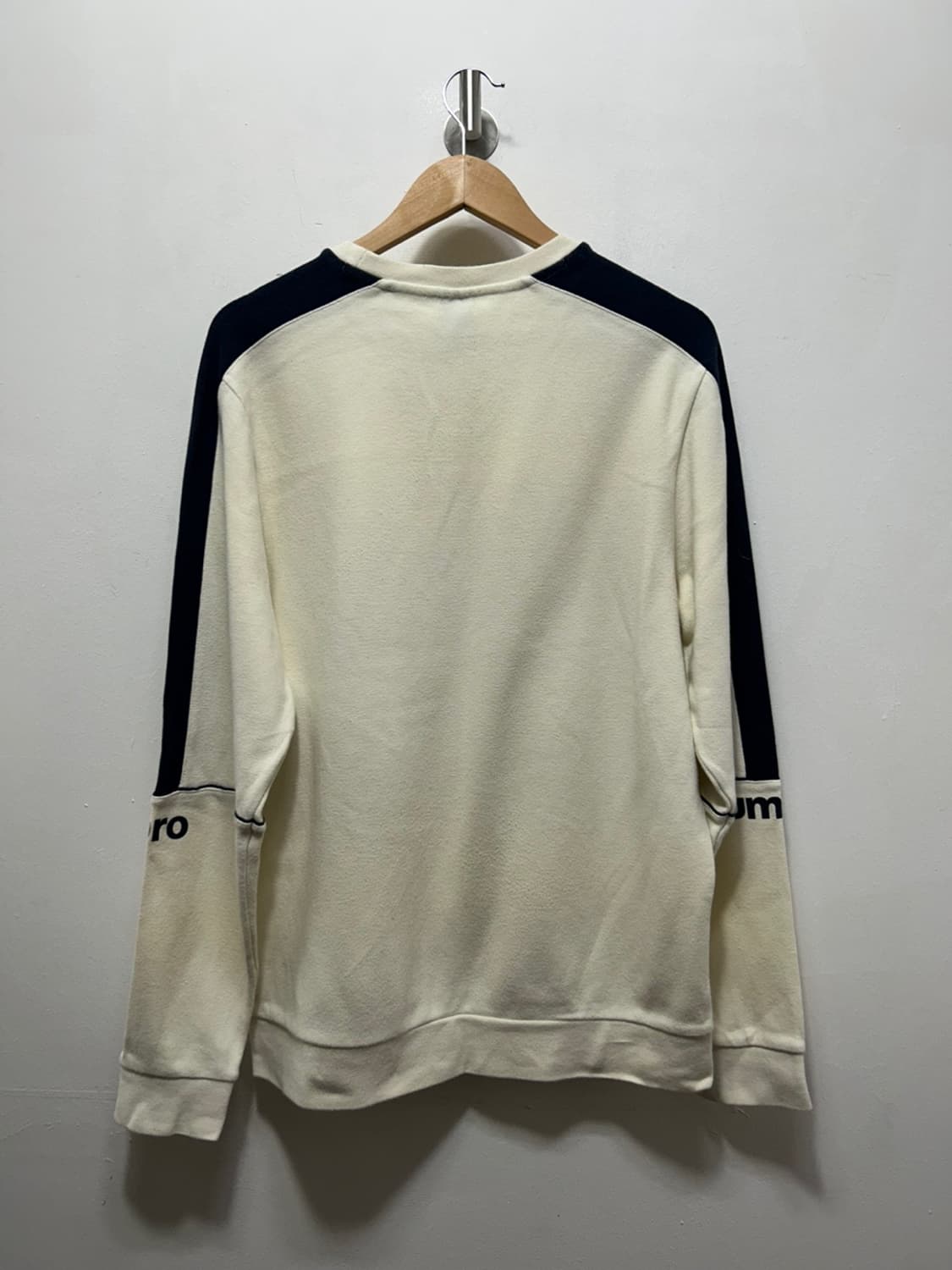 엄브로 남성 맨투맨 100사이즈 L 상품이미지2