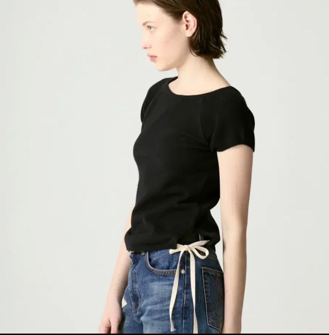 글로니 보우 슬릿 반팔니트 블랙 상품이미지1