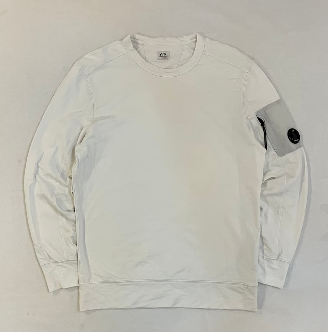 20SS CP 컴퍼니 렌즈 포켓 맨투맨 스웻셔츠 화이트 상품이미지1