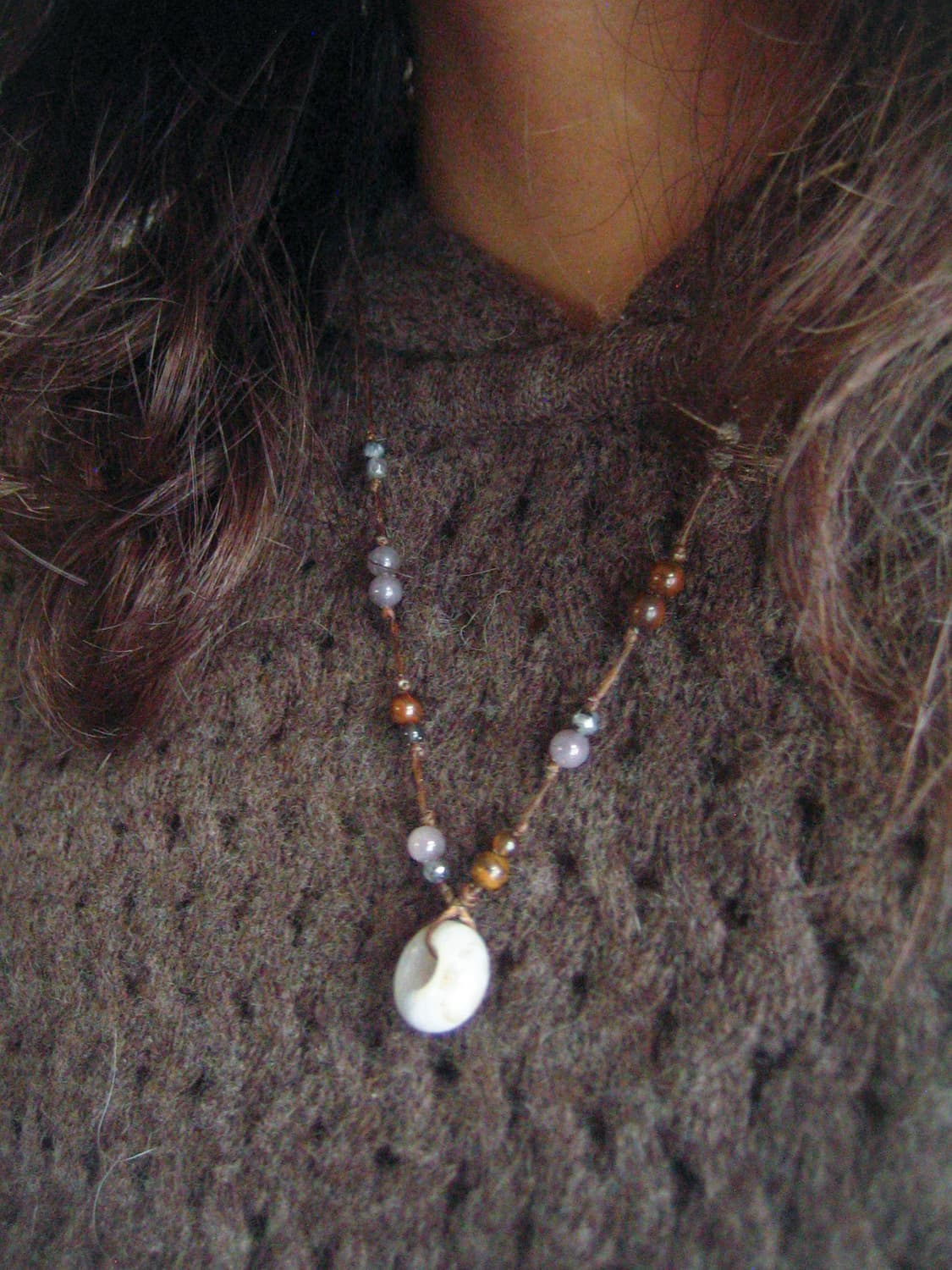 white donut necklace 화이트 도넛 핸드메이드 목걸이 상품이미지3