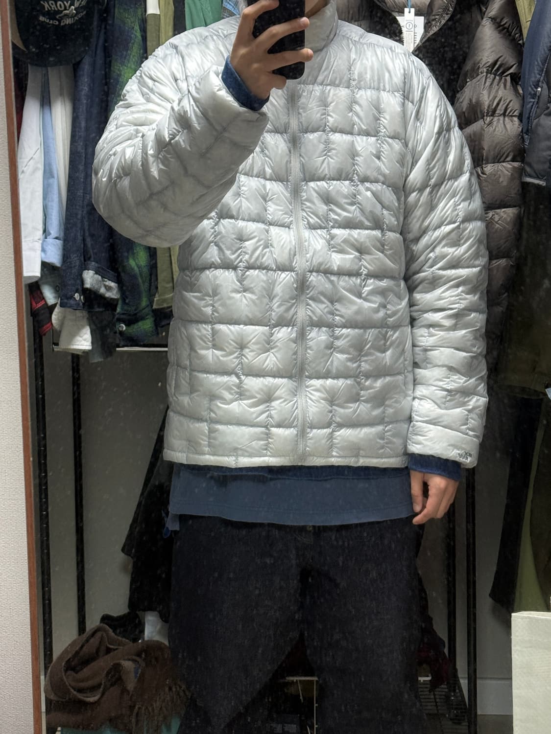 라지 사이즈 몽벨 플라즈마 화이트 1000  급매 상품이미지3