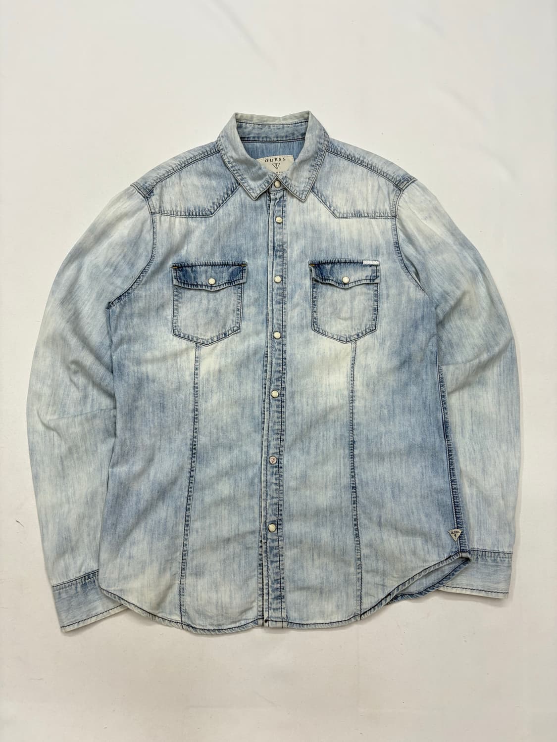 게스 웨스턴 연청 데님 셔츠 상품이미지3