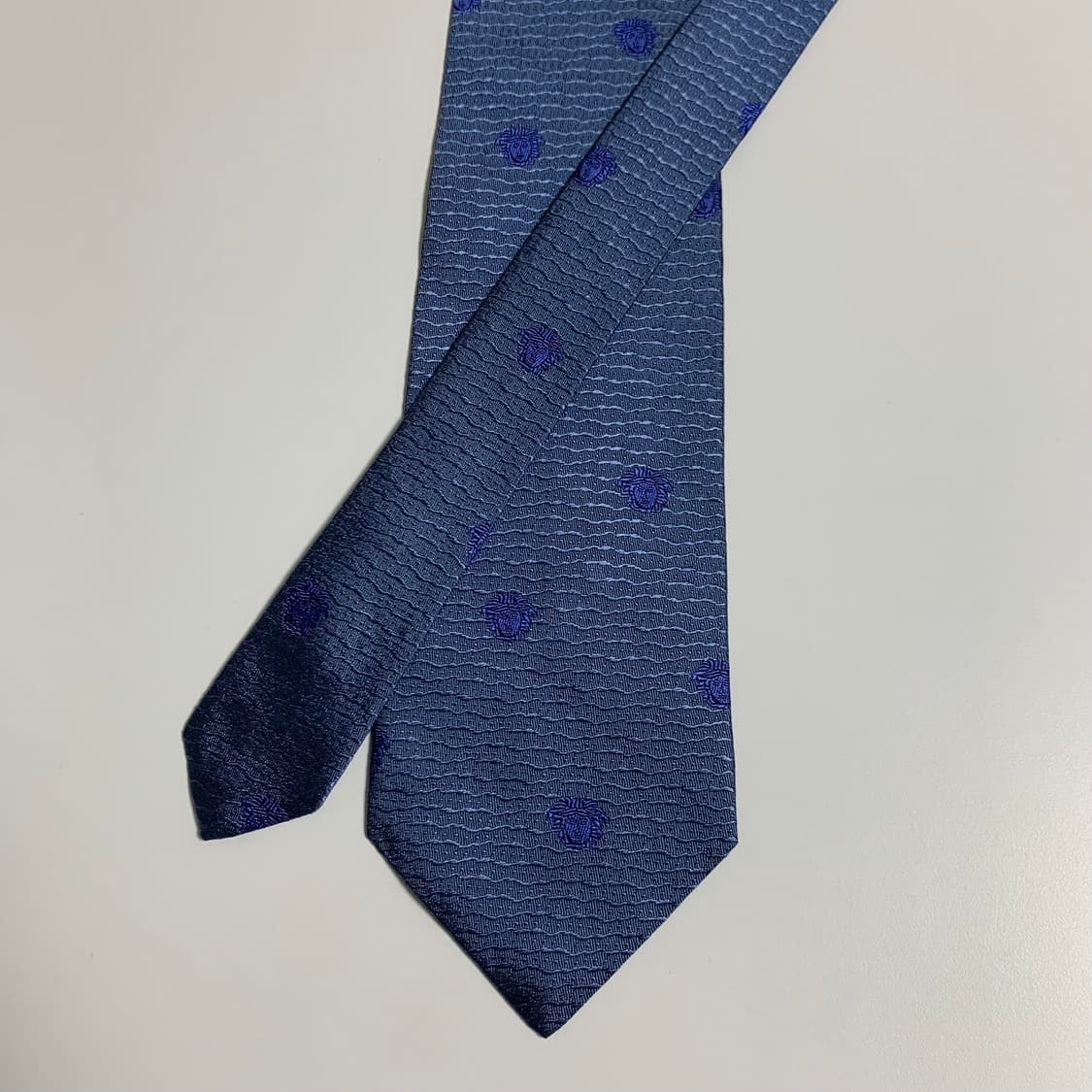 베르사체(VERSACE) 모노그램 명품넥타이 A등급 9cm 상품이미지3