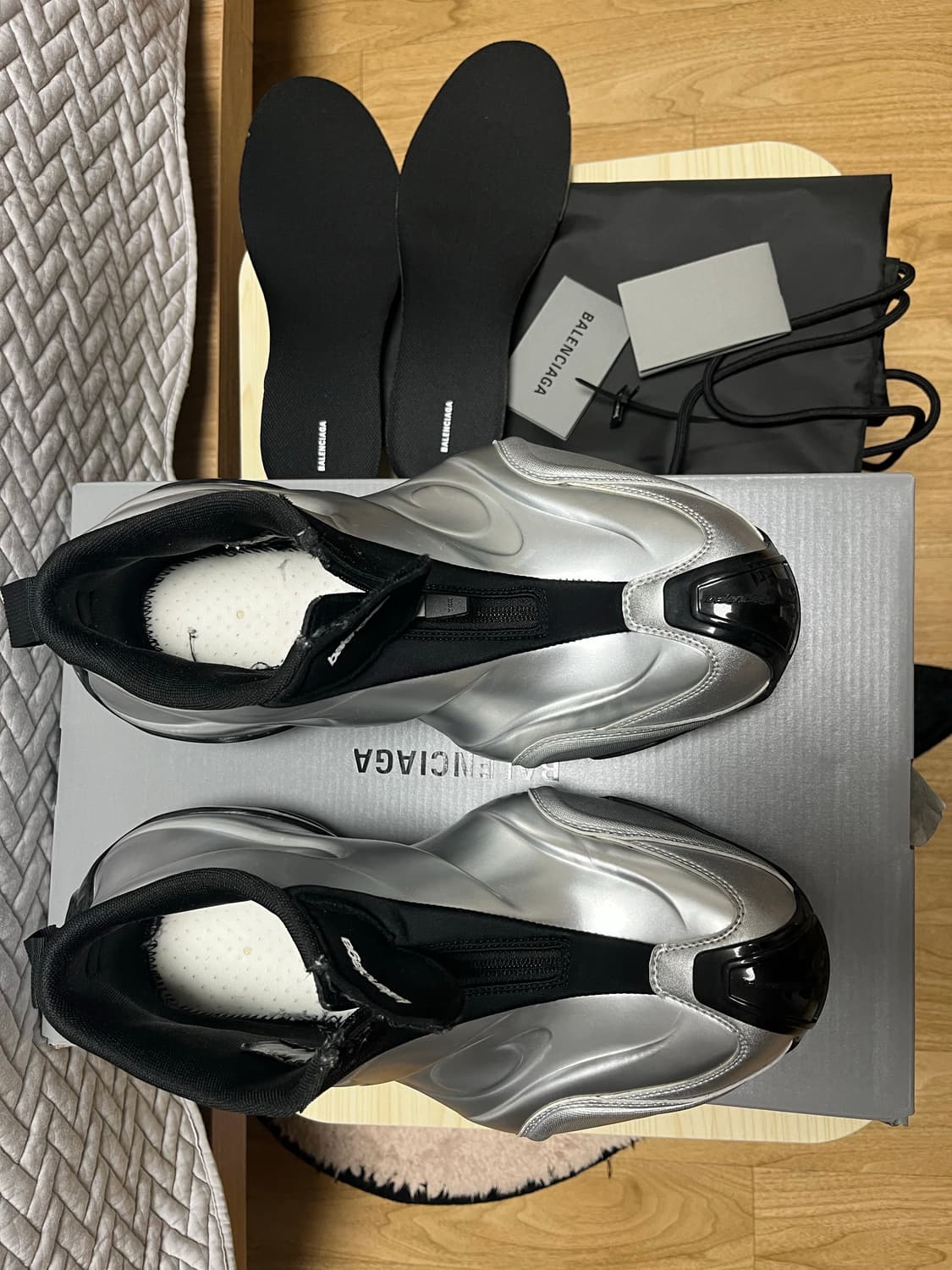 [40] 발렌시아가 바스켓볼 스니커즈 실버 상품이미지5