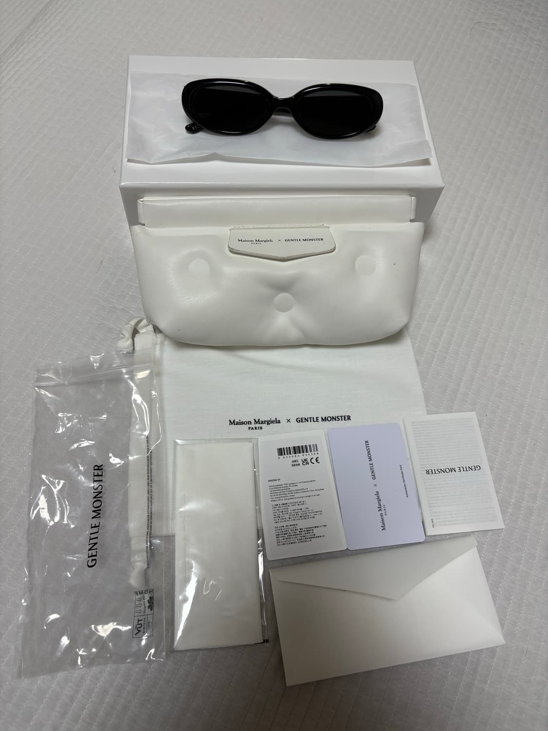 젠틀몬스터 마르지엘라 mm206 블랙 풀박스  상품이미지4