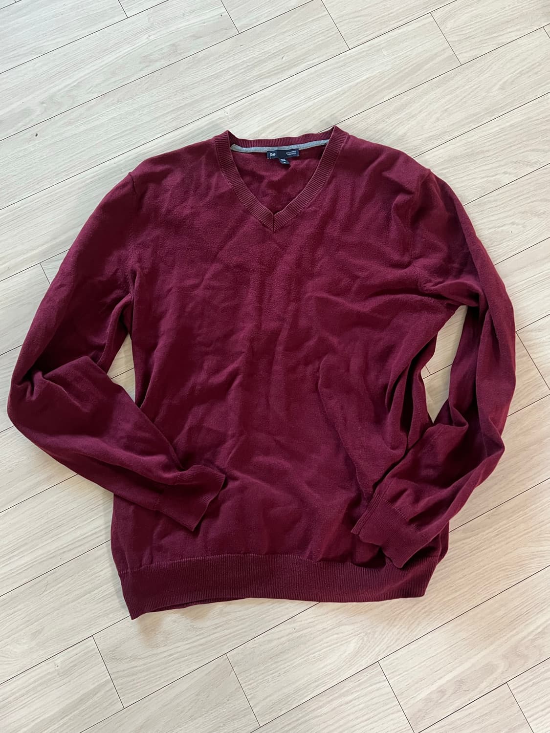 GAP 버건디 v neck 스웨터 상품이미지3