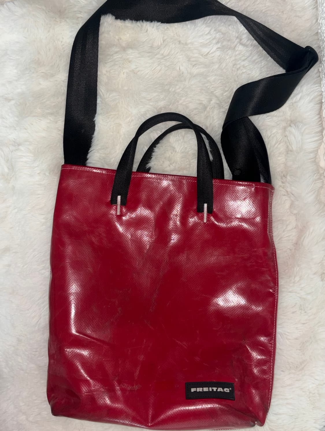 프라이탁 레드 밥토트 상품이미지1