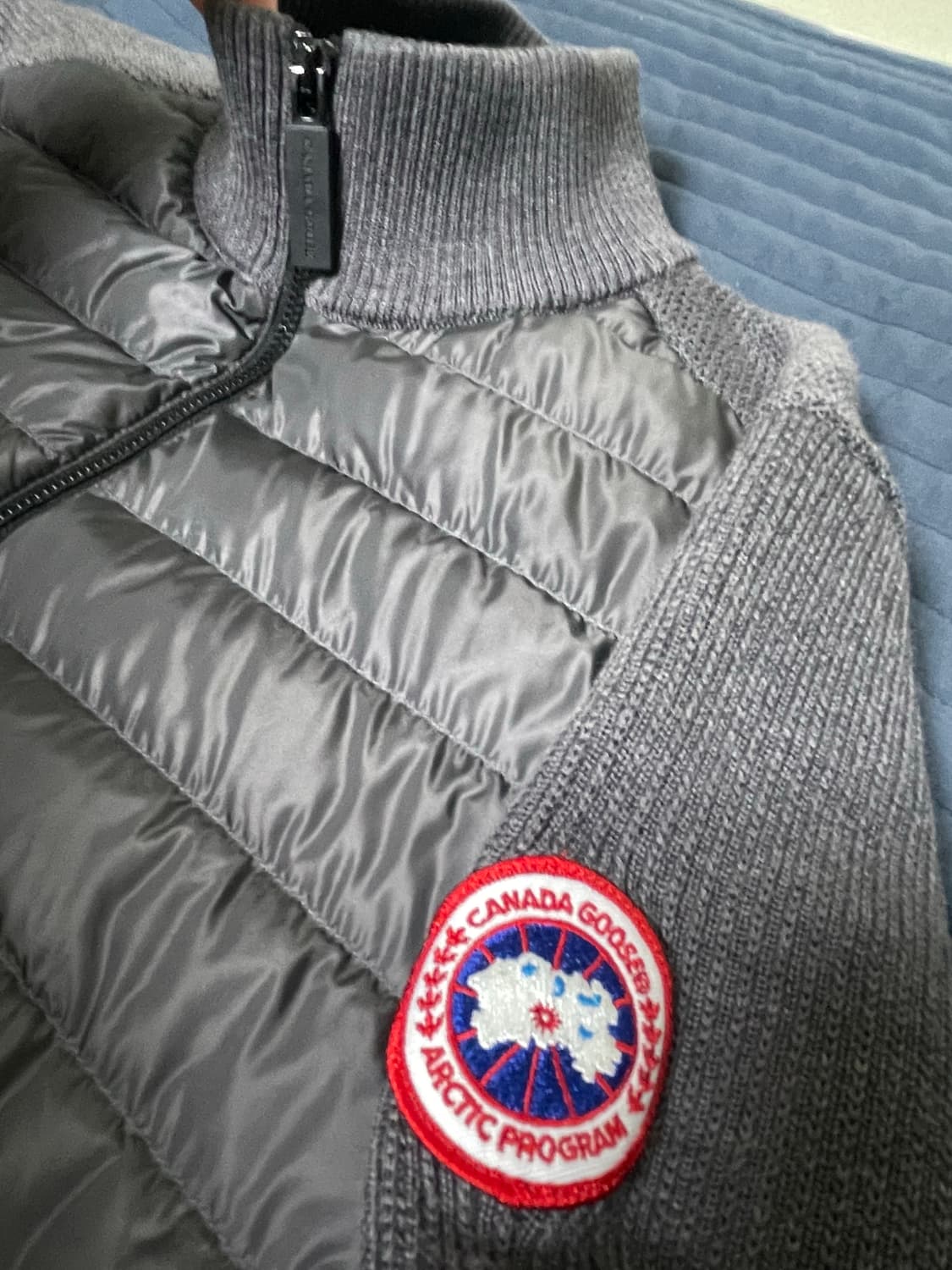 캐나다구스 하이브릿지 니트패딩 자켓 아이언 그레이 상품이미지4