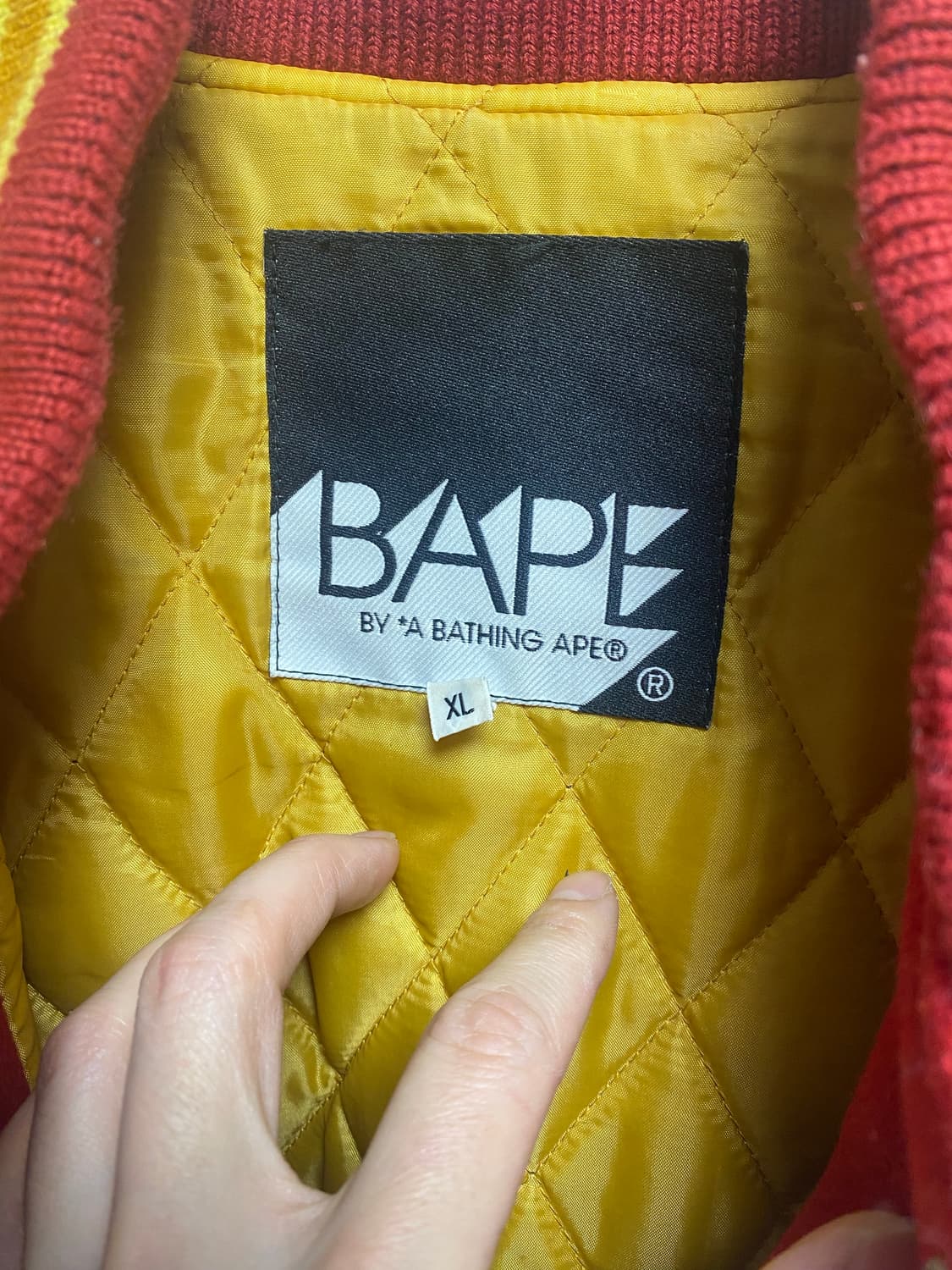 베이프 200개한정판 바시티자켓 상품이미지4