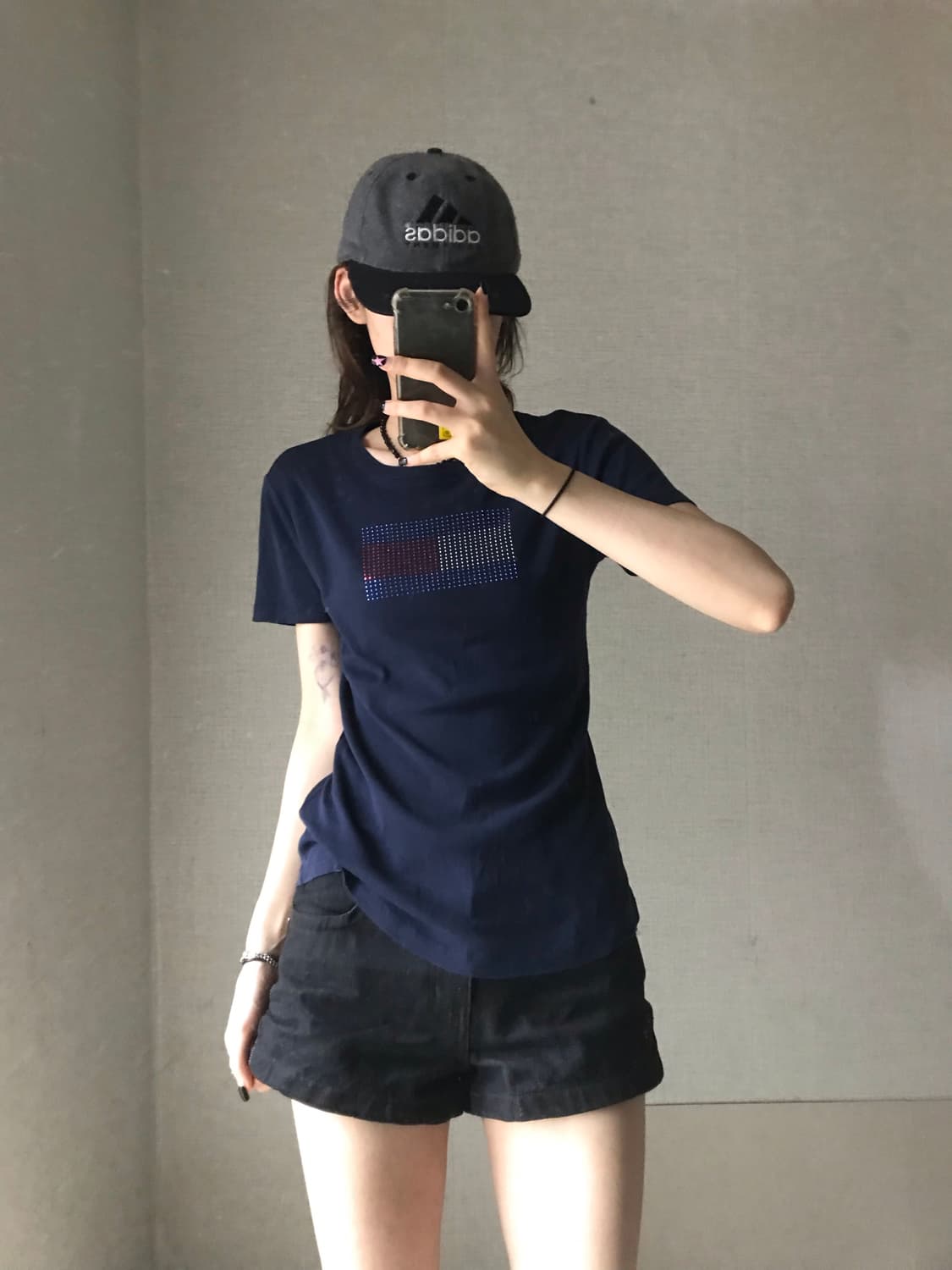 타미힐피거 큐빅 슬림핏 반팔티셔츠 상품이미지1