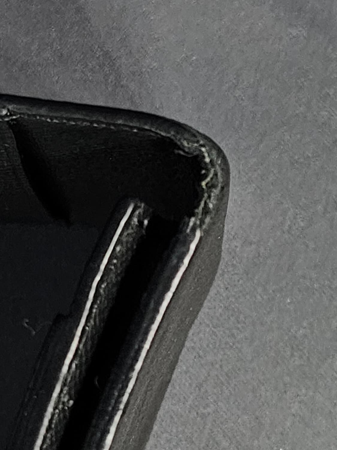 루이비통 타이가 블랙 카드지갑  상품이미지7