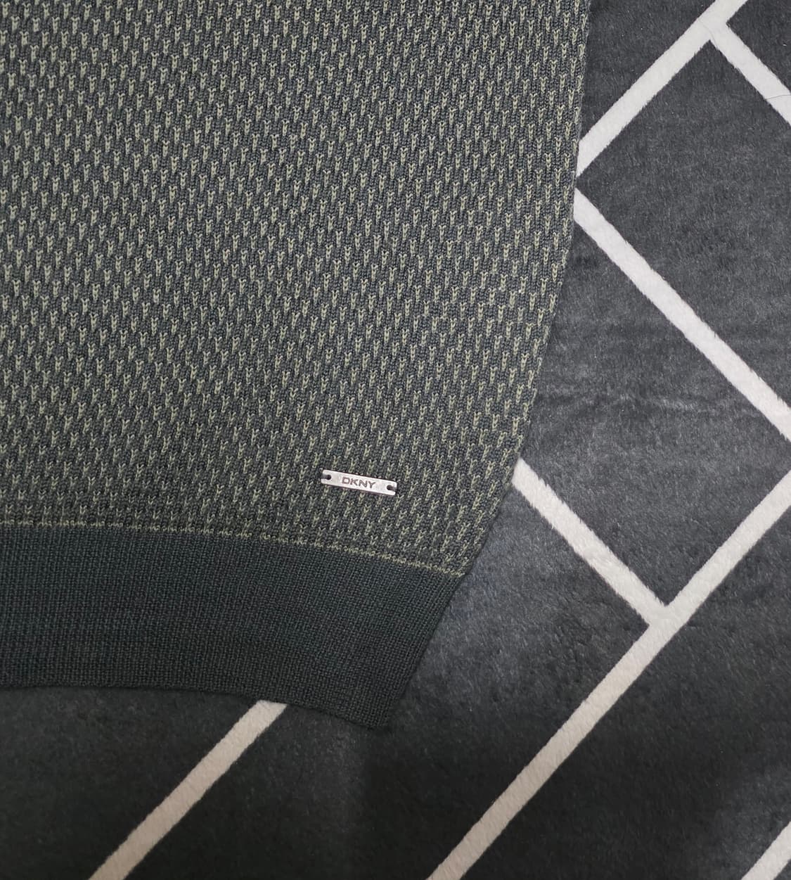 DKNY 니트 스웨터 상품이미지4