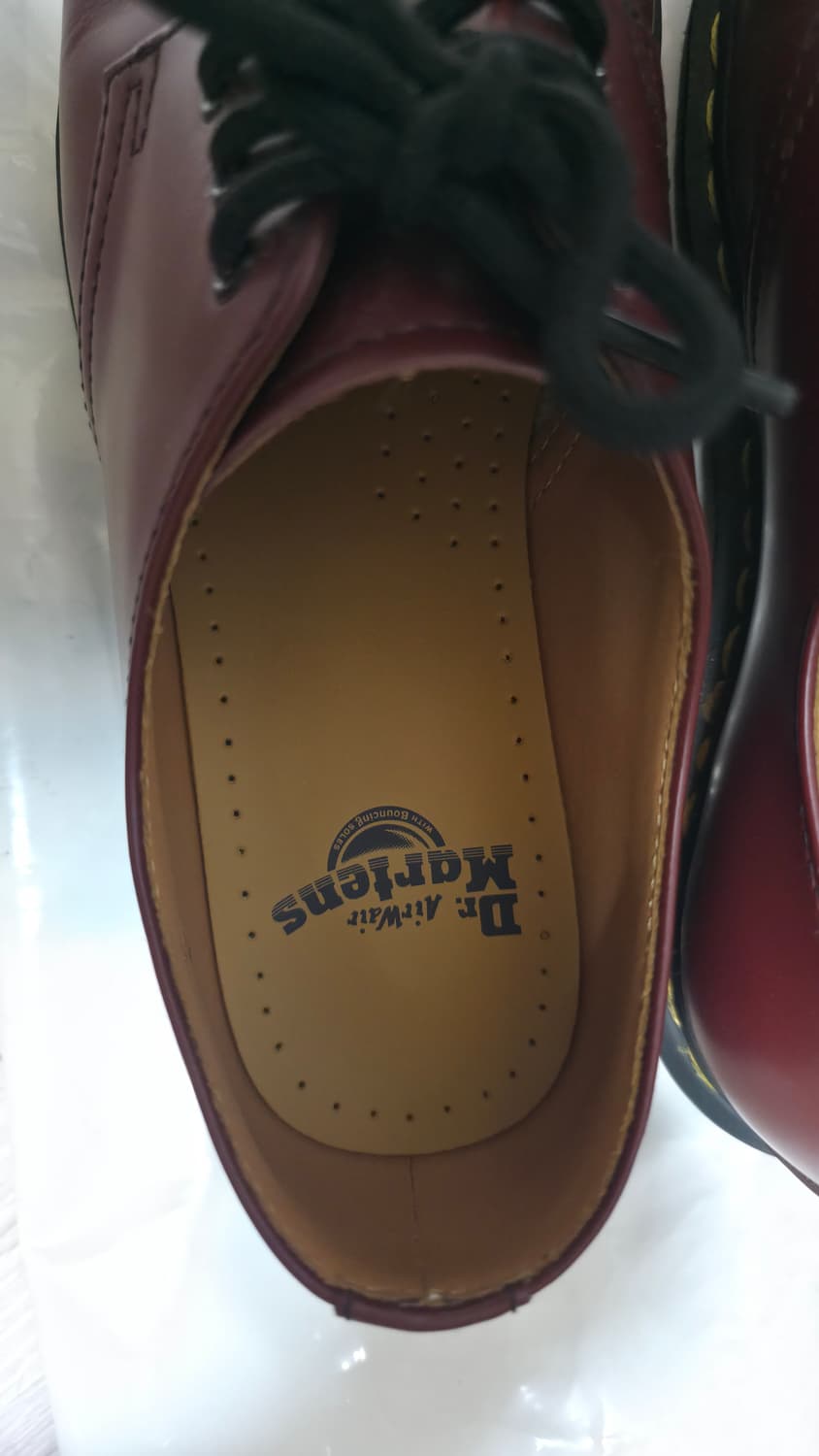 닥터마틴 1461 3홀 레드체리 팝니다. 상품이미지3