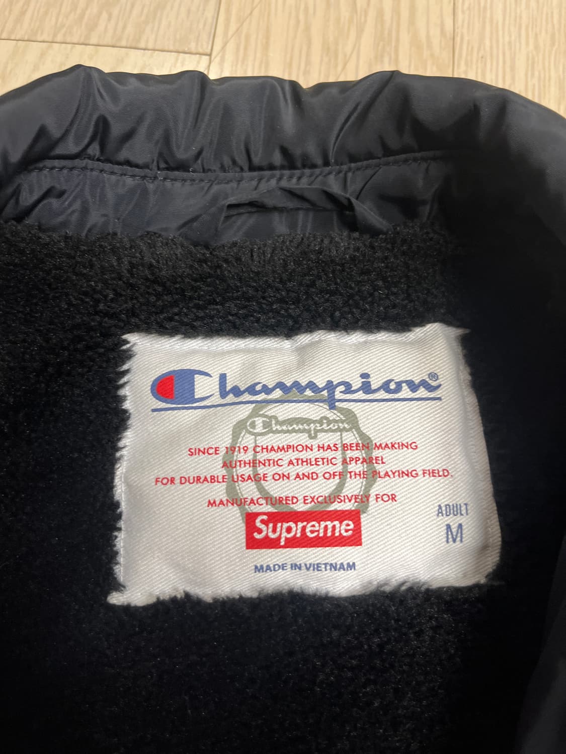 슈프림 x 챔피온 재킷 상품이미지2