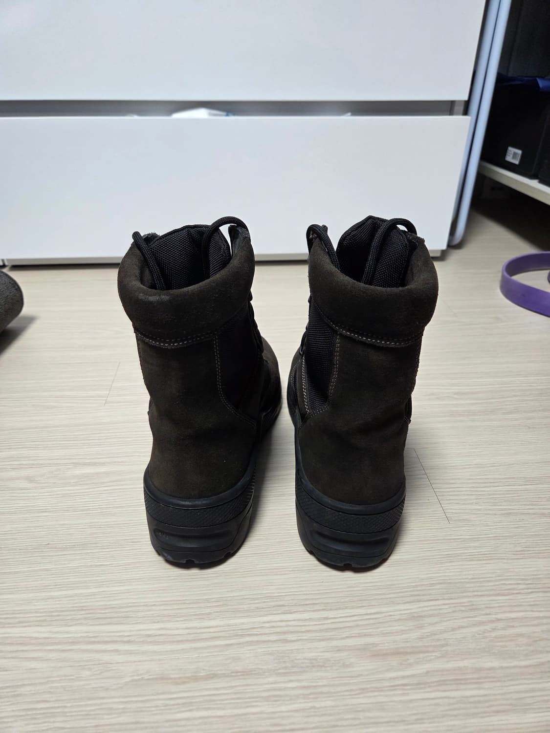 이지 시즌4 컴뱃부츠 오일 상품이미지3