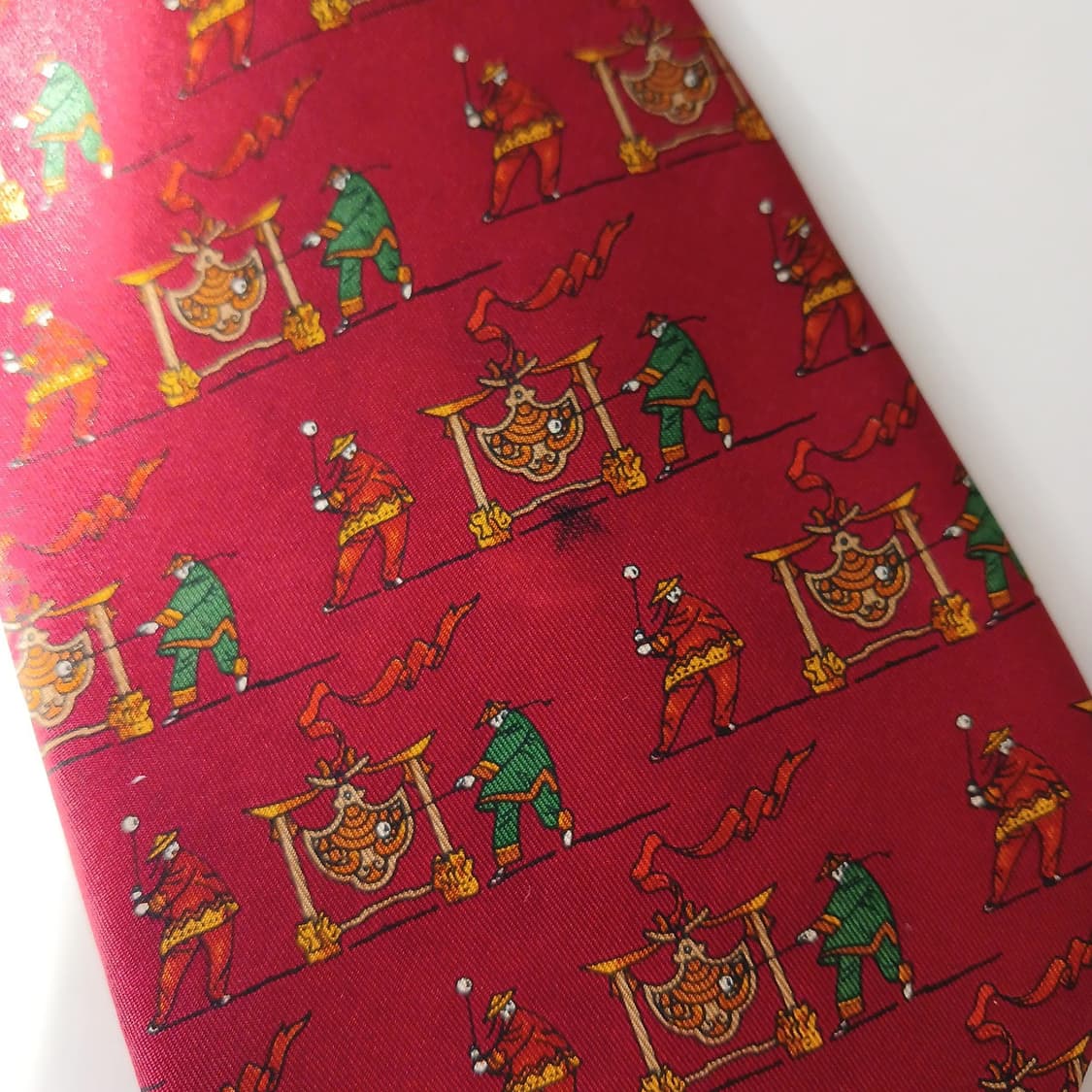 살바토레 페라가모 실크 레드 넥타이 9.7cm A등급 A18854
 상품이미지5