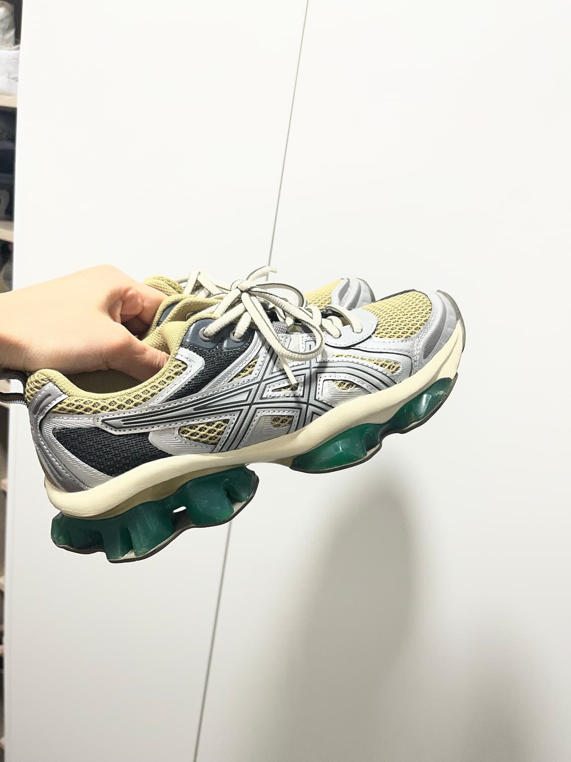 아식스 젤 퀀텀 키네틱 젤카야노 245 세실리아반센 키코 상품이미지1