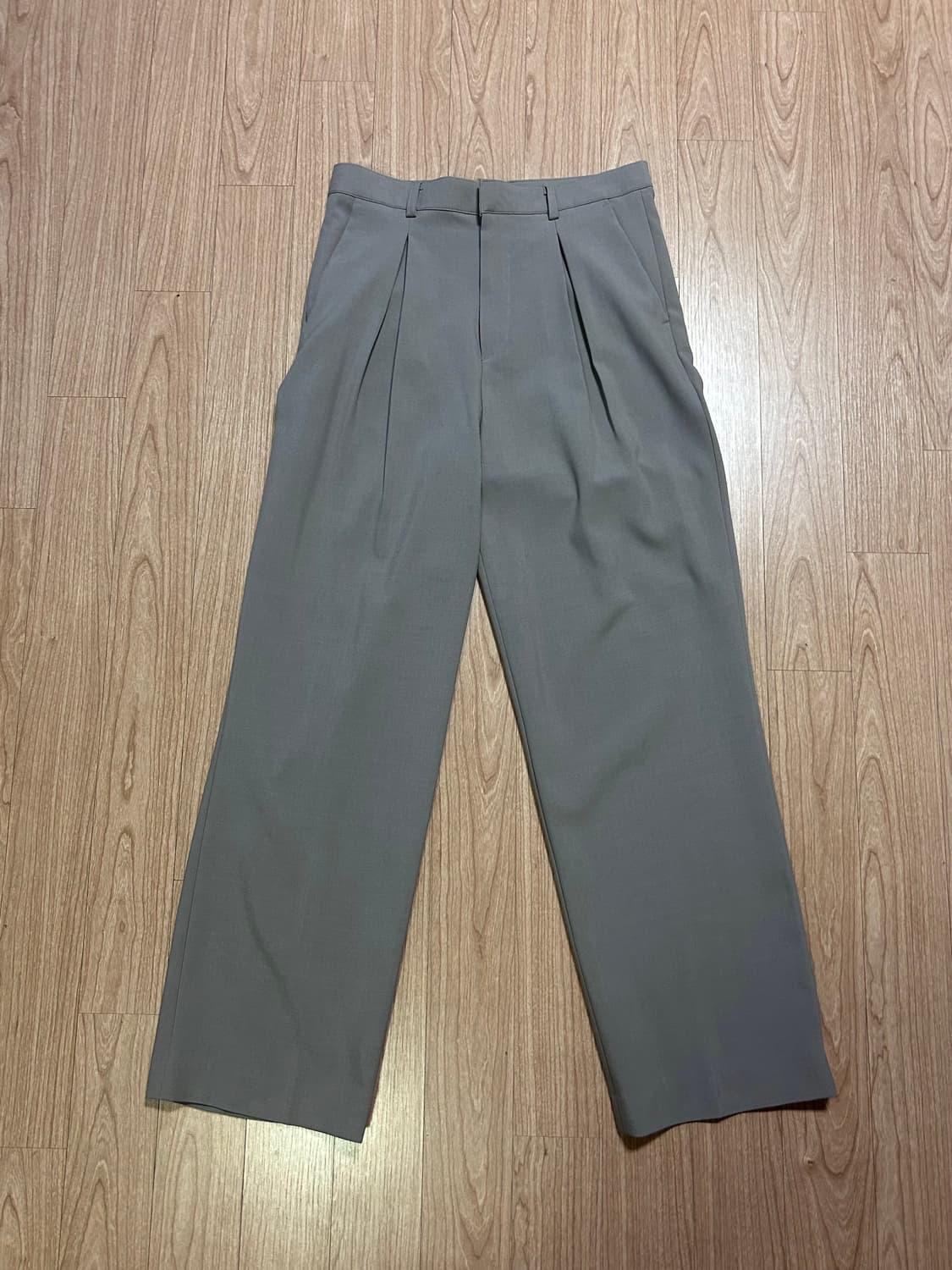 리버스 원턱 와이드 슬랙스(코코아브라운/S) 남자남성팬츠쿠어르아르수아레 상품이미지1