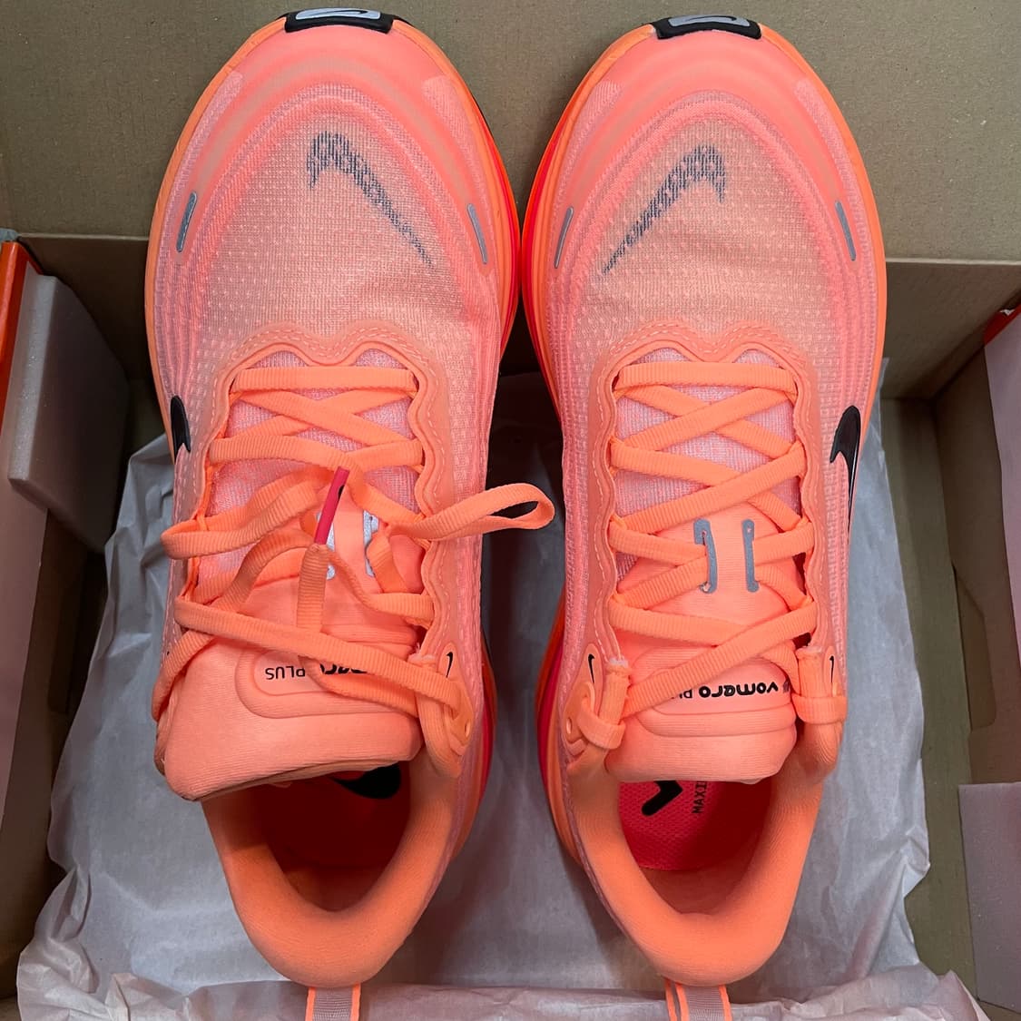 나이키 보메로 플러스 (새제품) 오렌지  상품이미지2