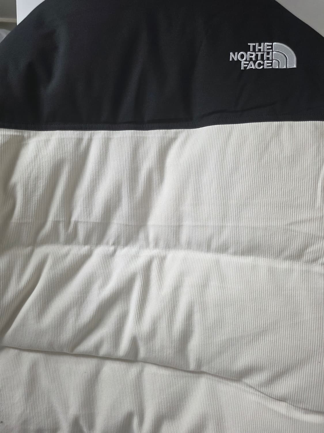 노스페이스 구스 화이트라벨 골덴 크림 눕시 패딩 상품이미지5