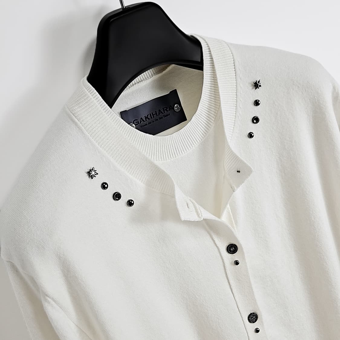 Amano 웨스턴 리벳 투피스 레이어드 니트 (cream white) 상품이미지1