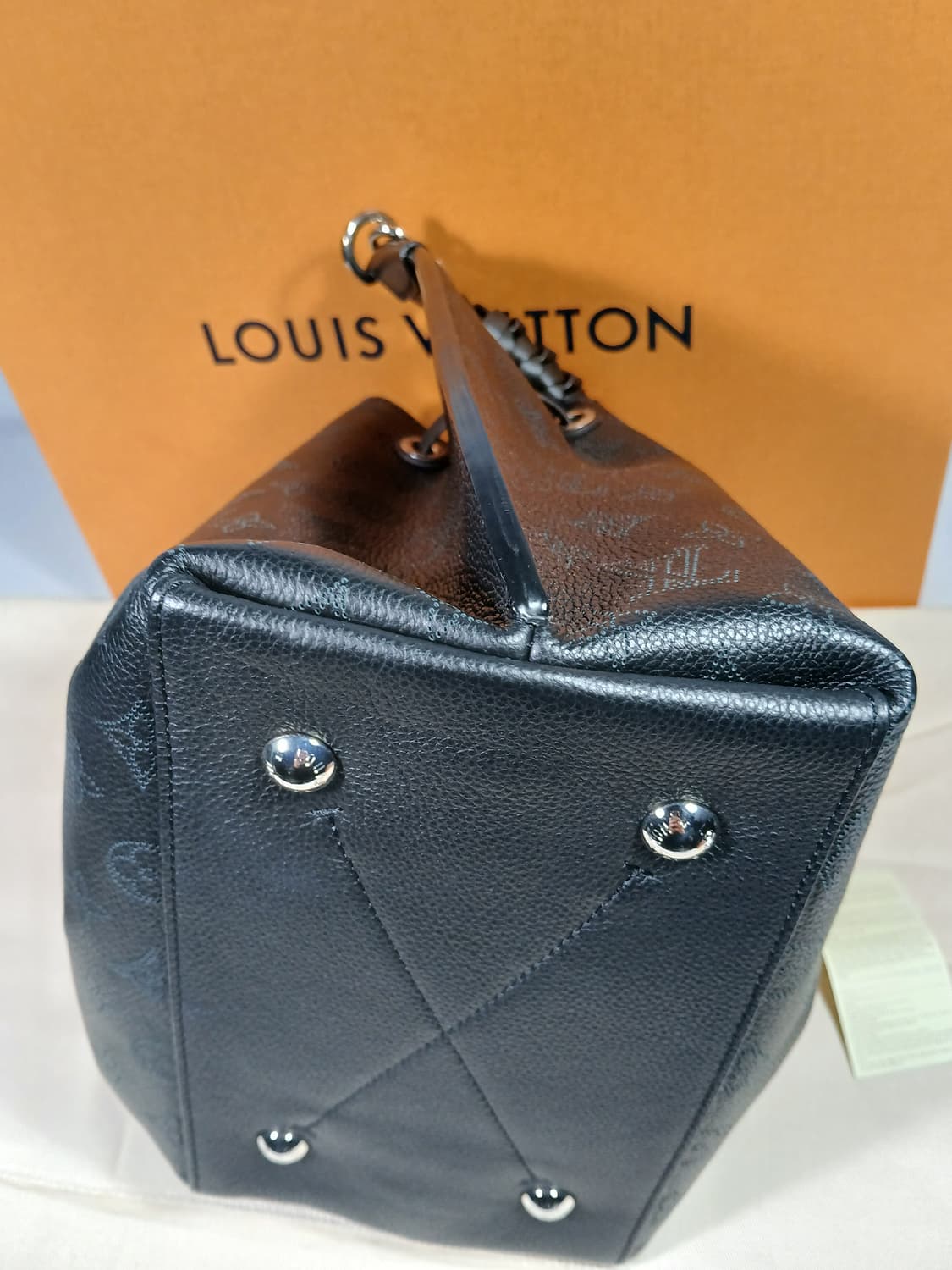 루이비통 마히나 무리아 버킷백 M55800 상품이미지6