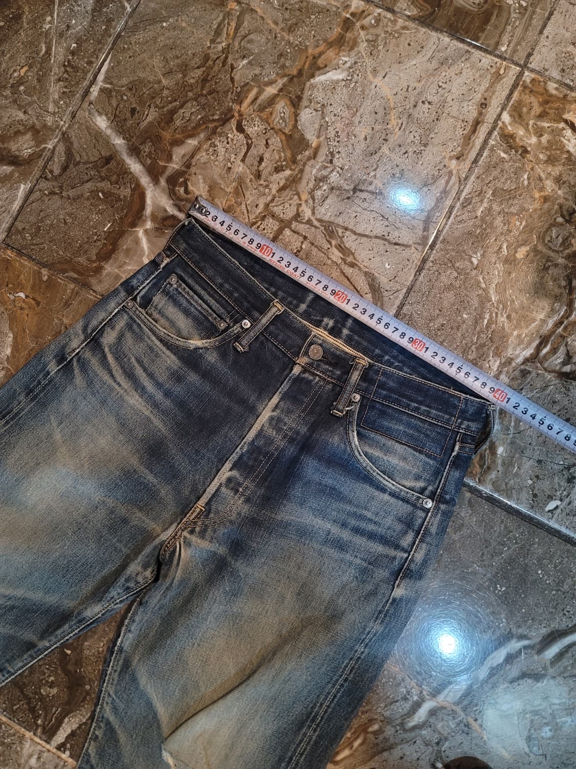 Visvim 비즈빔 데미지 하드워시 데님팬츠  상품이미지6