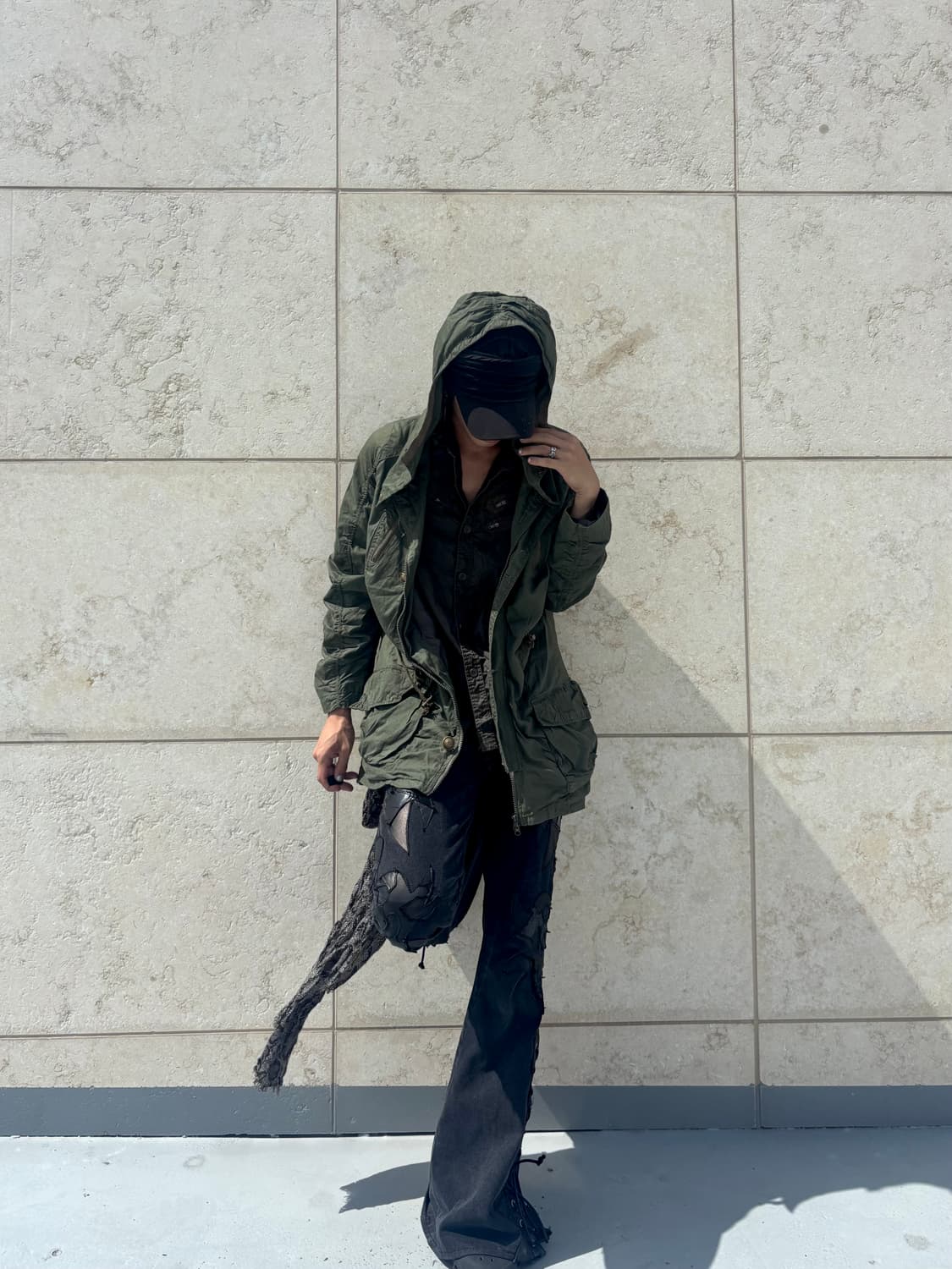 “Dig Deep” Grunge Mood Over Hooded Khaki 상품이미지4