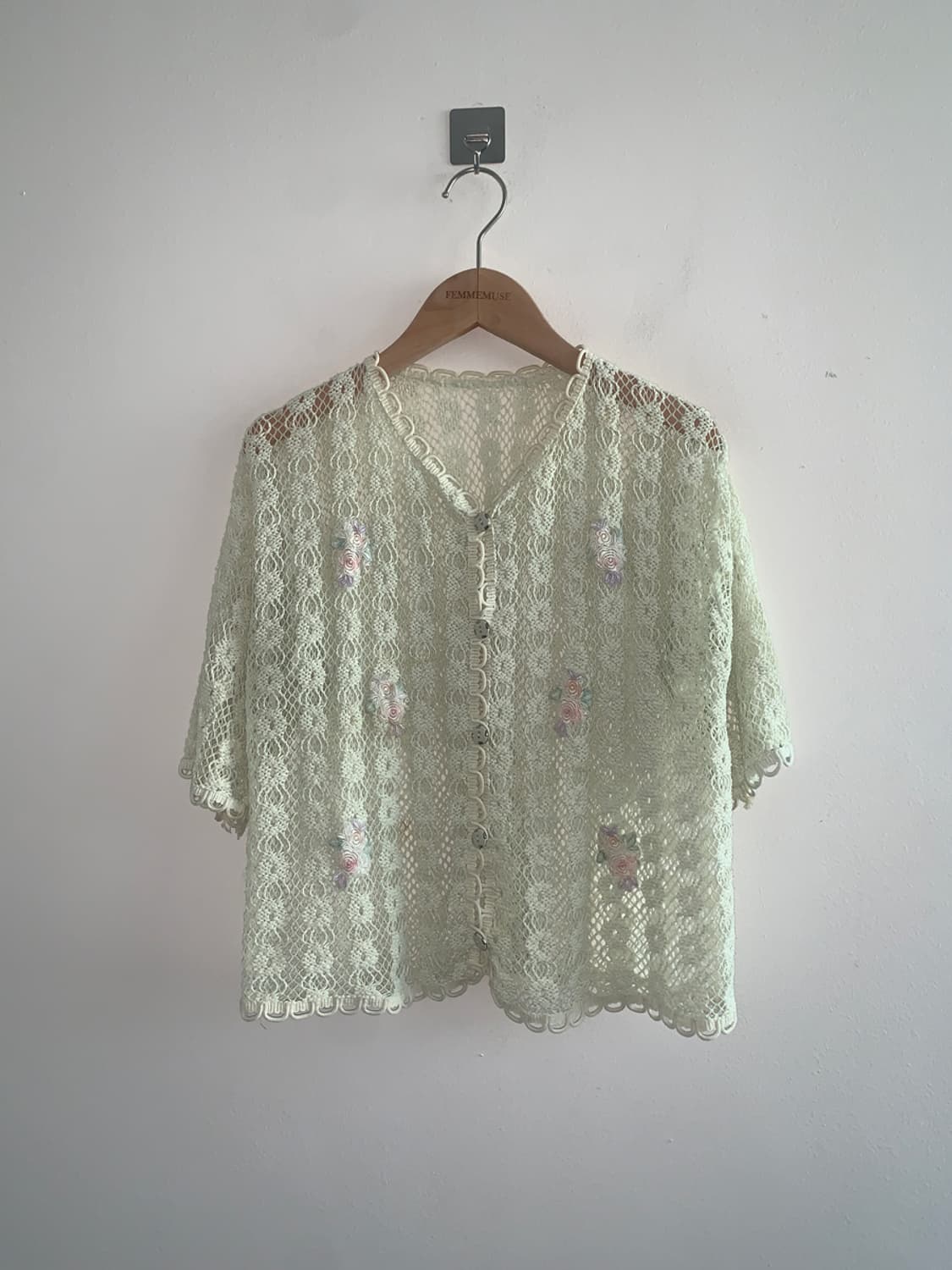 Floral embroidery punching cardigan 상품이미지1
