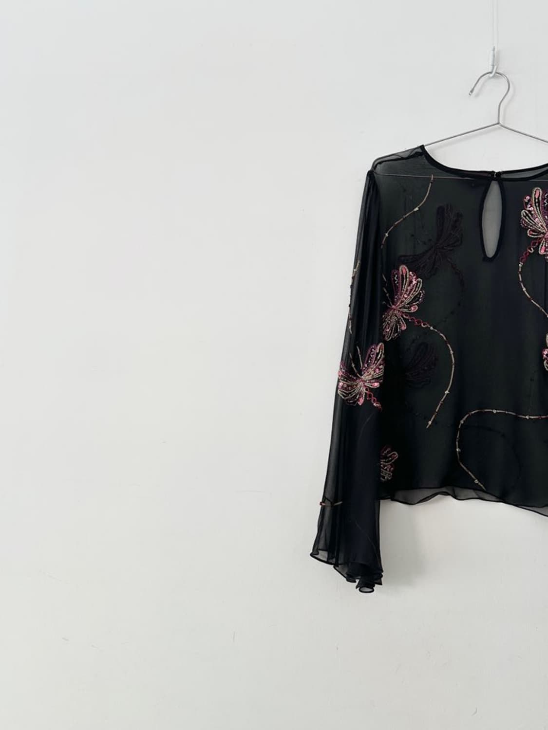 Butterfly see through beads top 상품이미지2