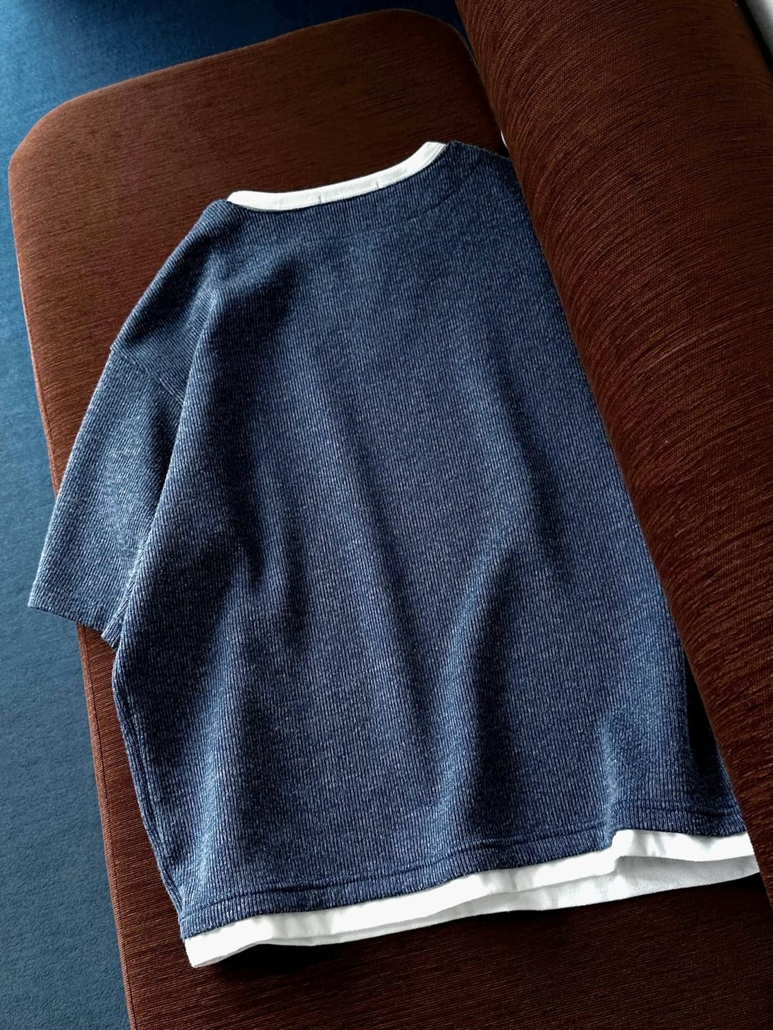 Fake layered neck H/S top 상품이미지2
