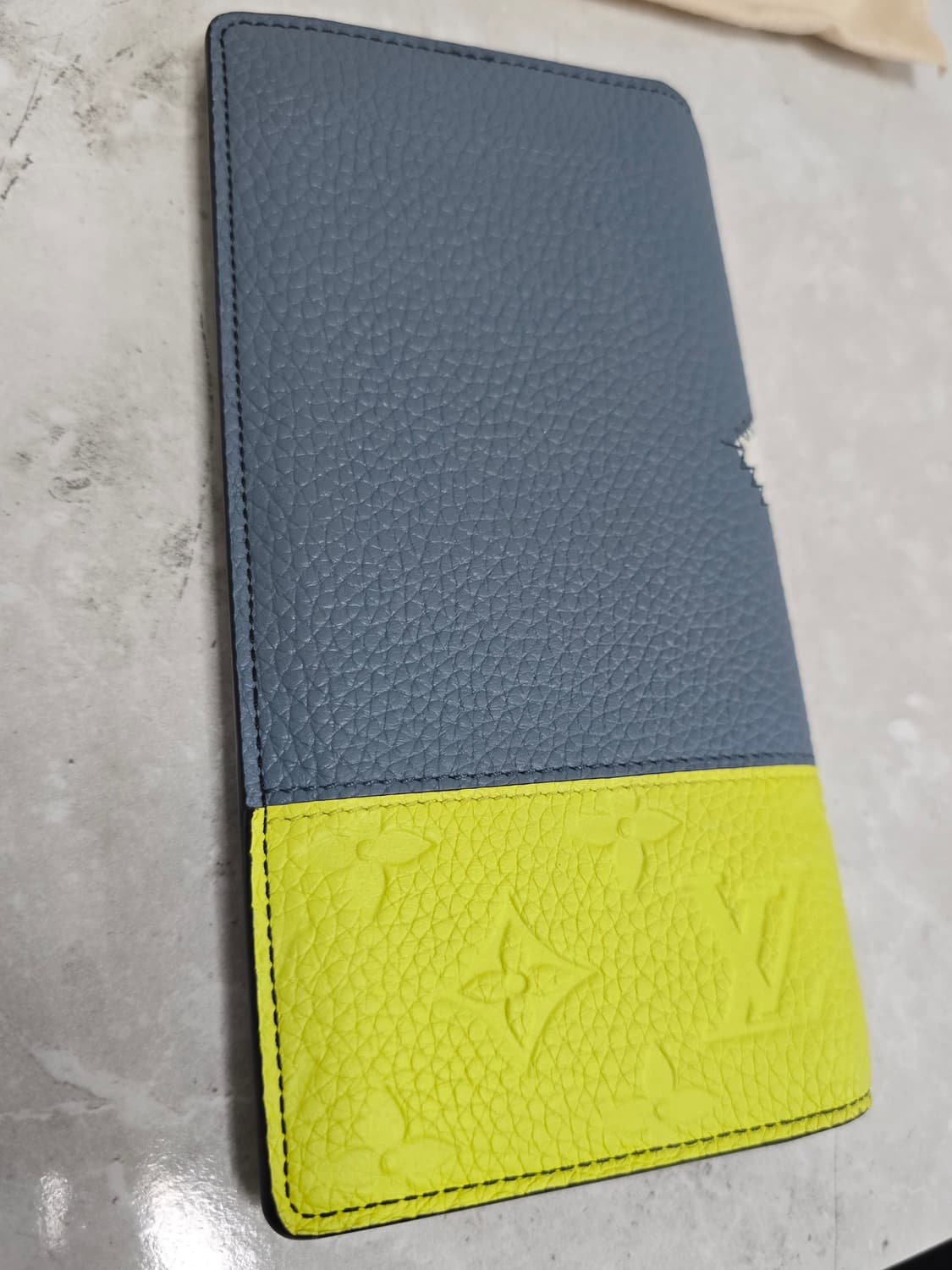 루이비통 브라짜 토뤼옹 모노그램 장지갑 판매 상품이미지2