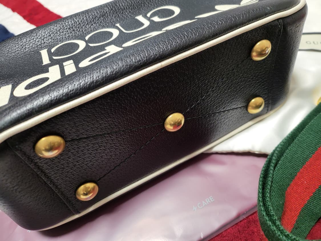 구찌 x 아디다스 메신저백 상품이미지6