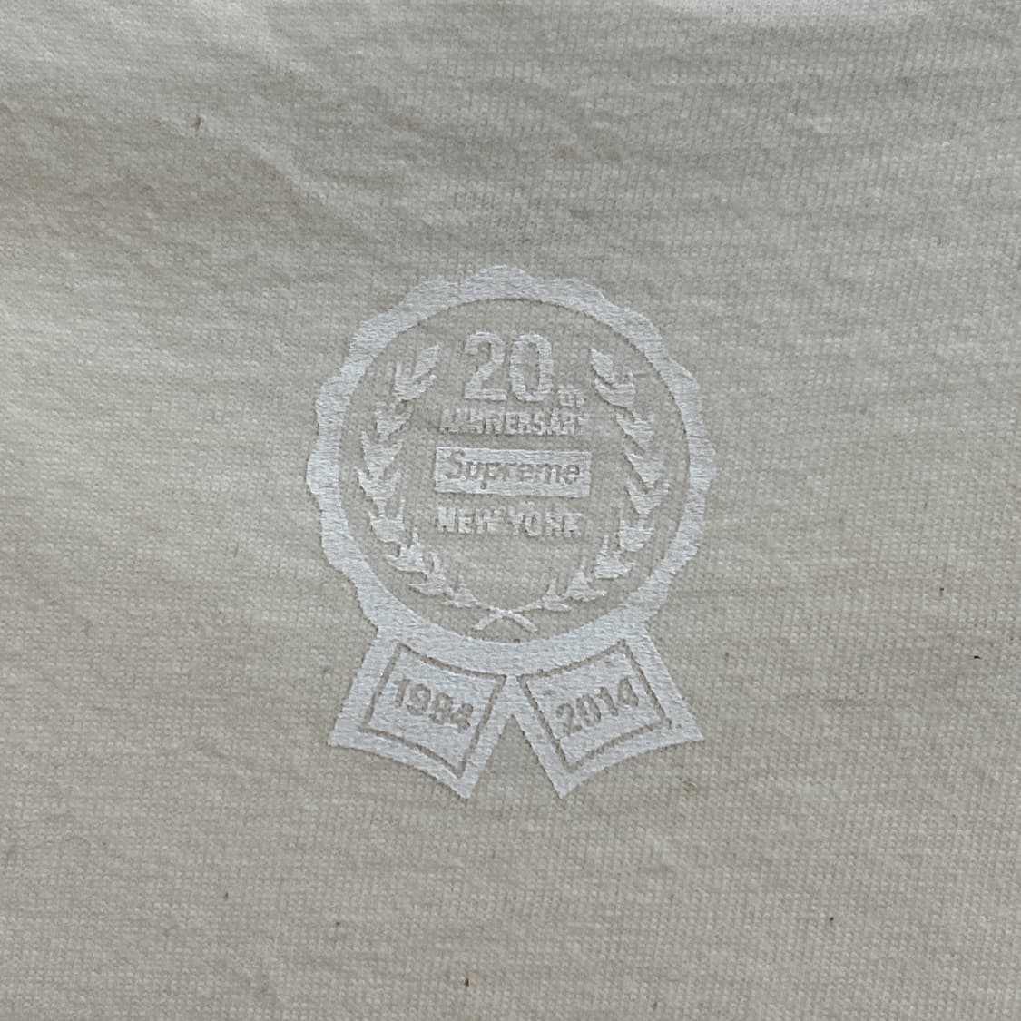 슈프림 14SS 20주년 박스로고 티셔츠 네츄럴 상품이미지5