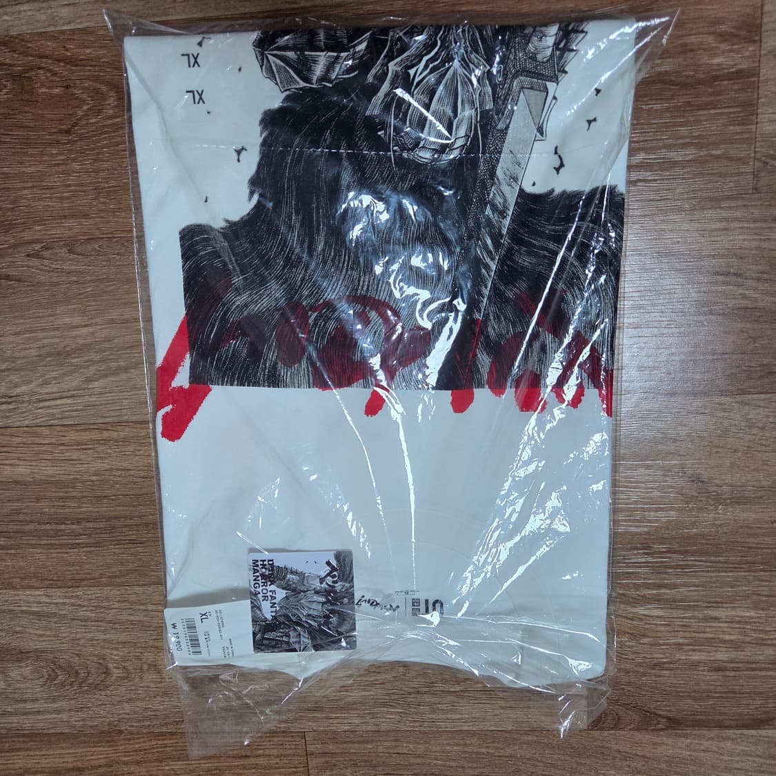 유니클로 베르세르크 티셔츠 XL 상품이미지1