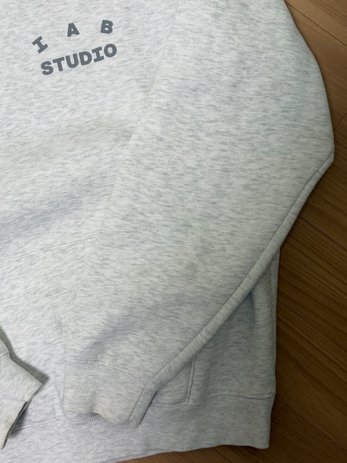 아이앱 스튜디오 10주년 후드 라이트 그레이 XL 105 상품이미지4