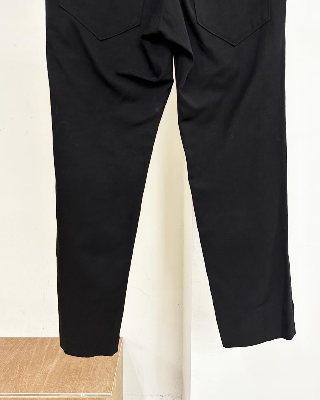 요지야마모토 블랙 투버튼 레이온 팬츠  상품이미지7