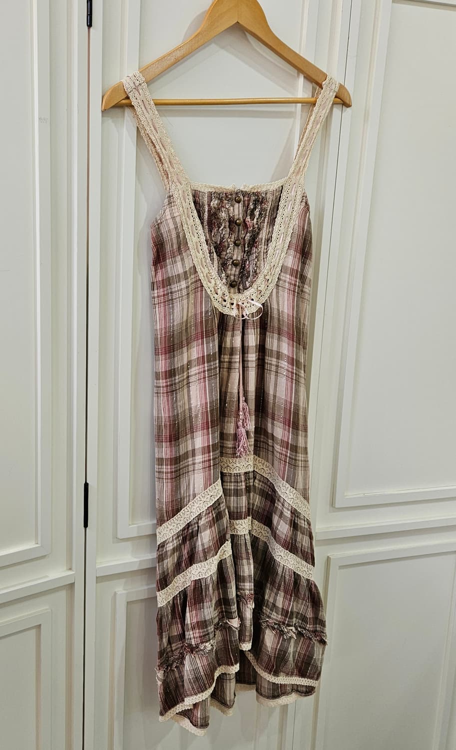 엑시즈팜 체크 레이스 슬리브리스 롱원피스 상품이미지1