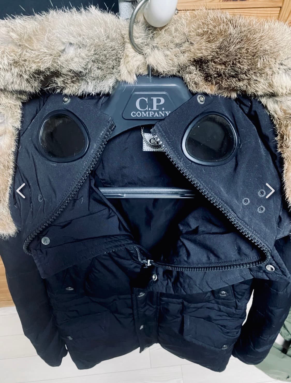 (특A급) C.P. 컴퍼니 바라클라바 고글 노르지 마운틴 블랙패딩 100 상품이미지3