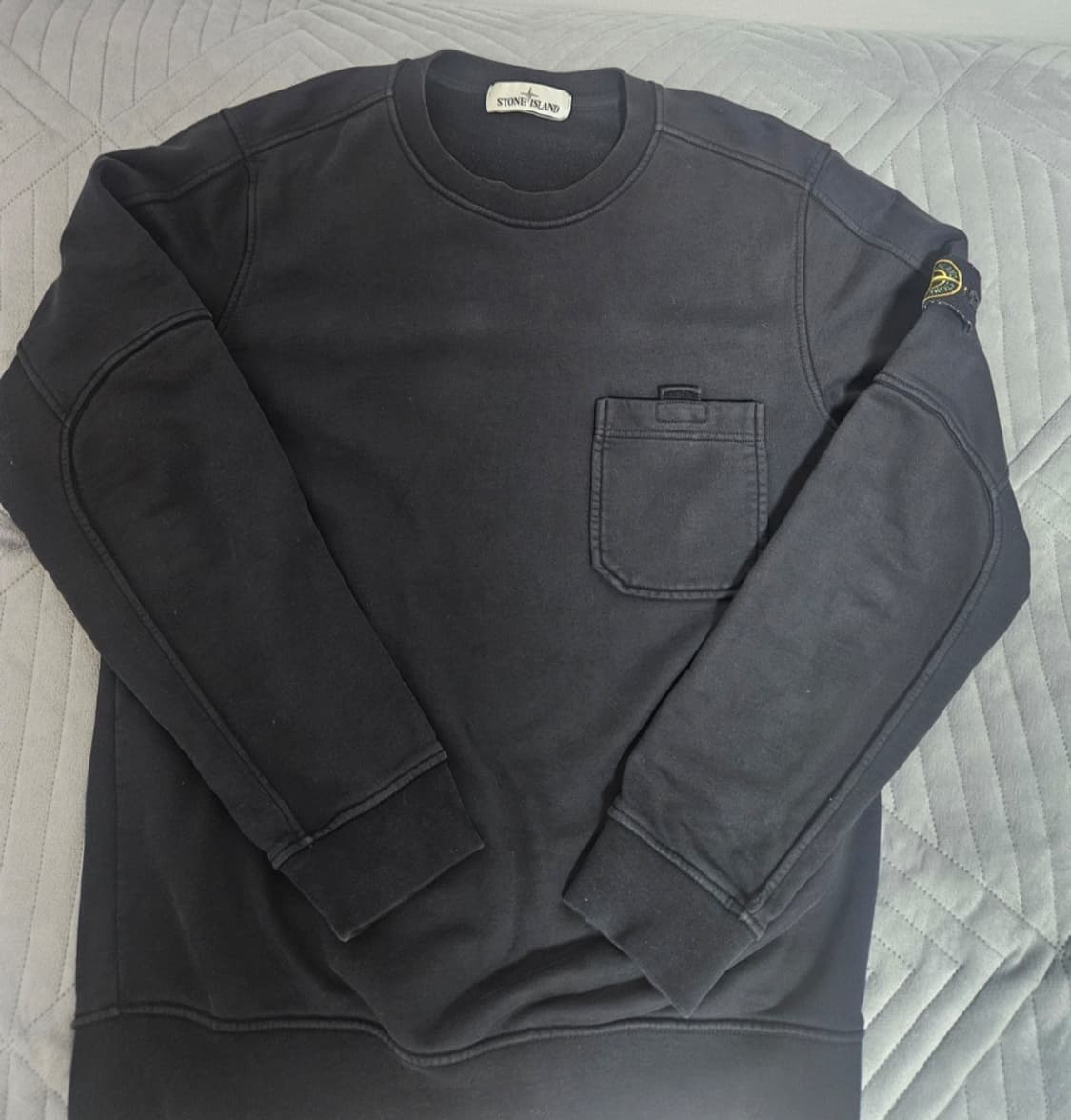 스톤아일랜드 앞포켓 맨투맨 M~L 상품이미지1