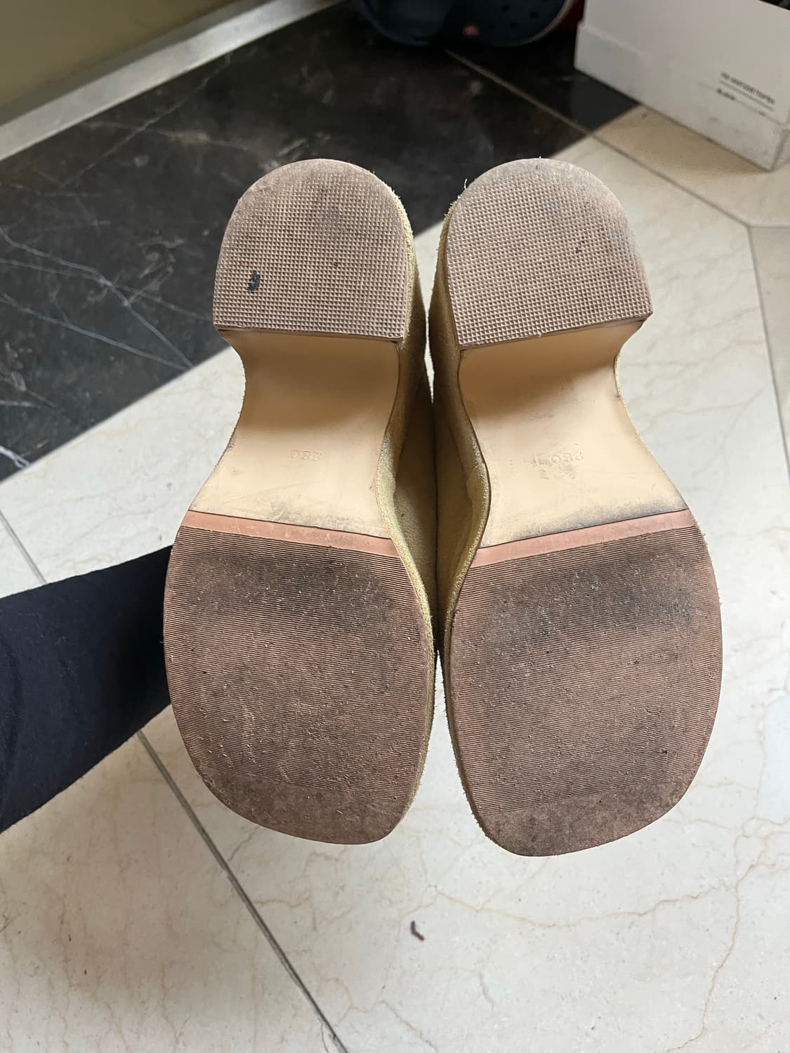 마뗑킴 통굽 뮬(베이지/230) 상품이미지9