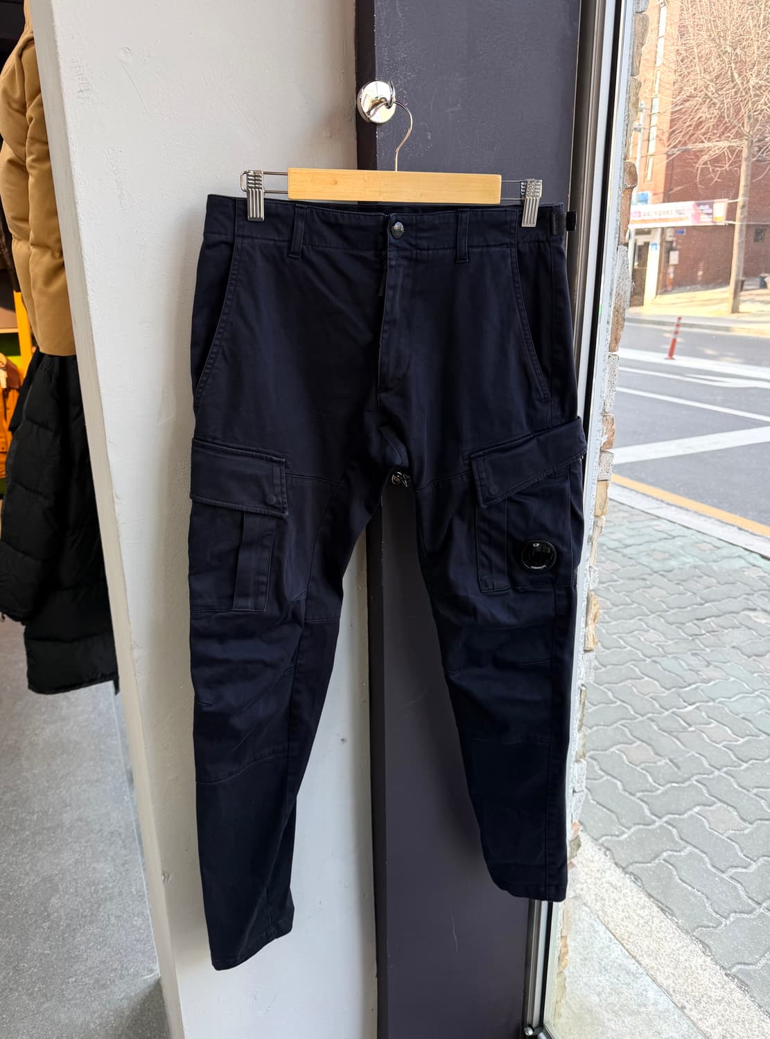 30/ CP컴퍼니 렌즈 와펜 카고팬츠 상품이미지3