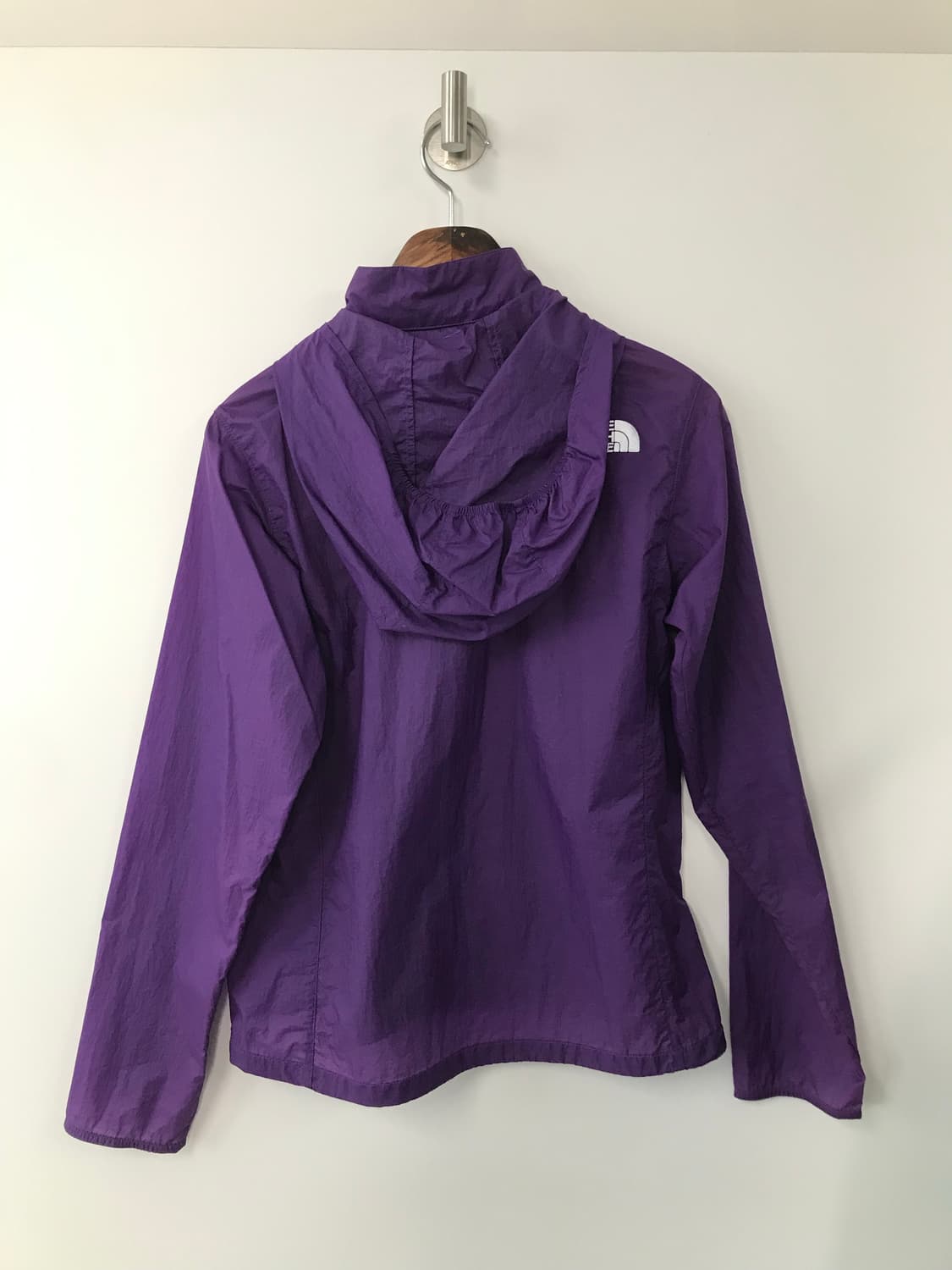 노스페이스 써밋시리즈 퍼플 경량 윈드 바람막이 자켓 상품이미지3