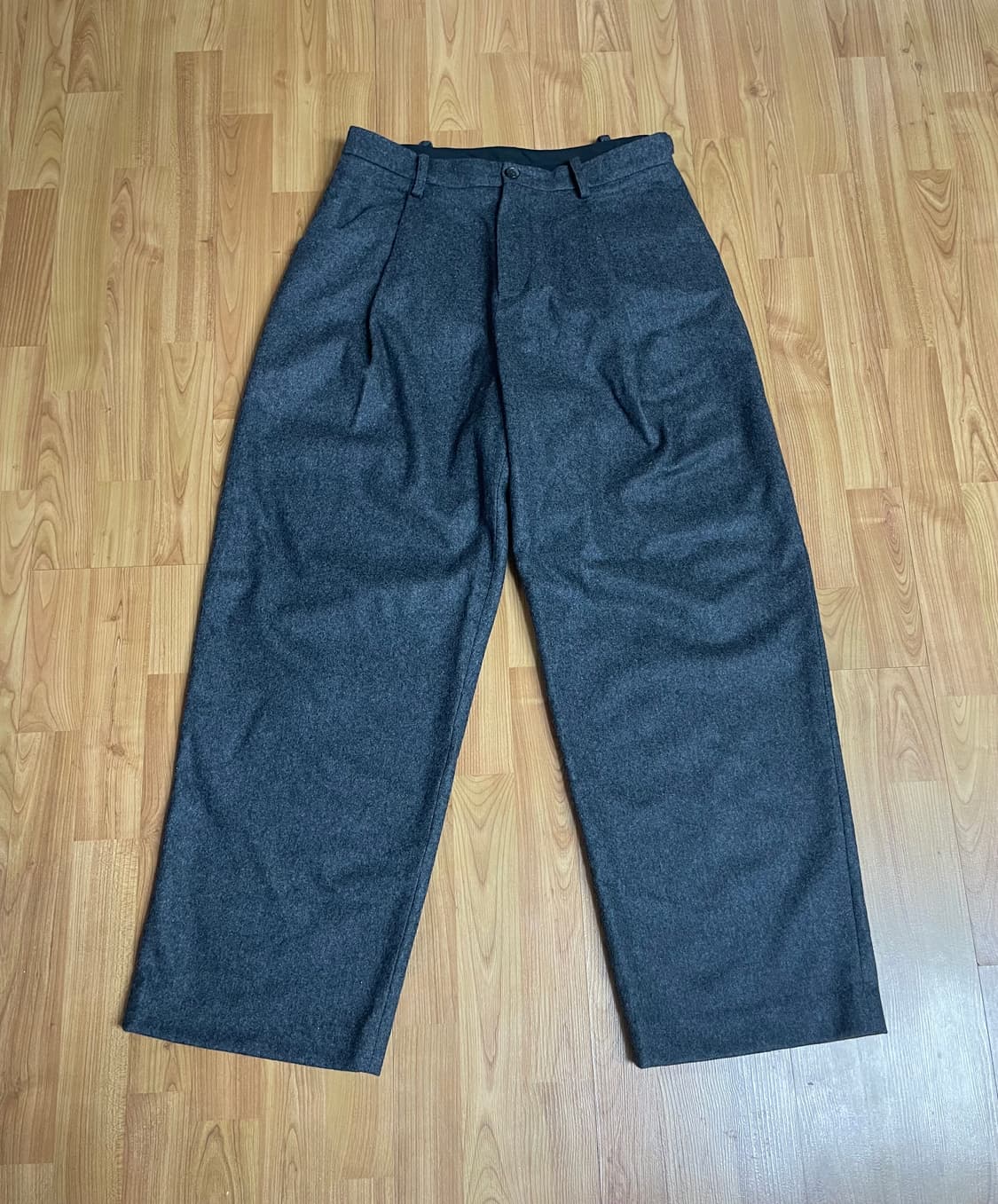 youth 그레이 울 와이드슬랙스 판매합니다 상품이미지1